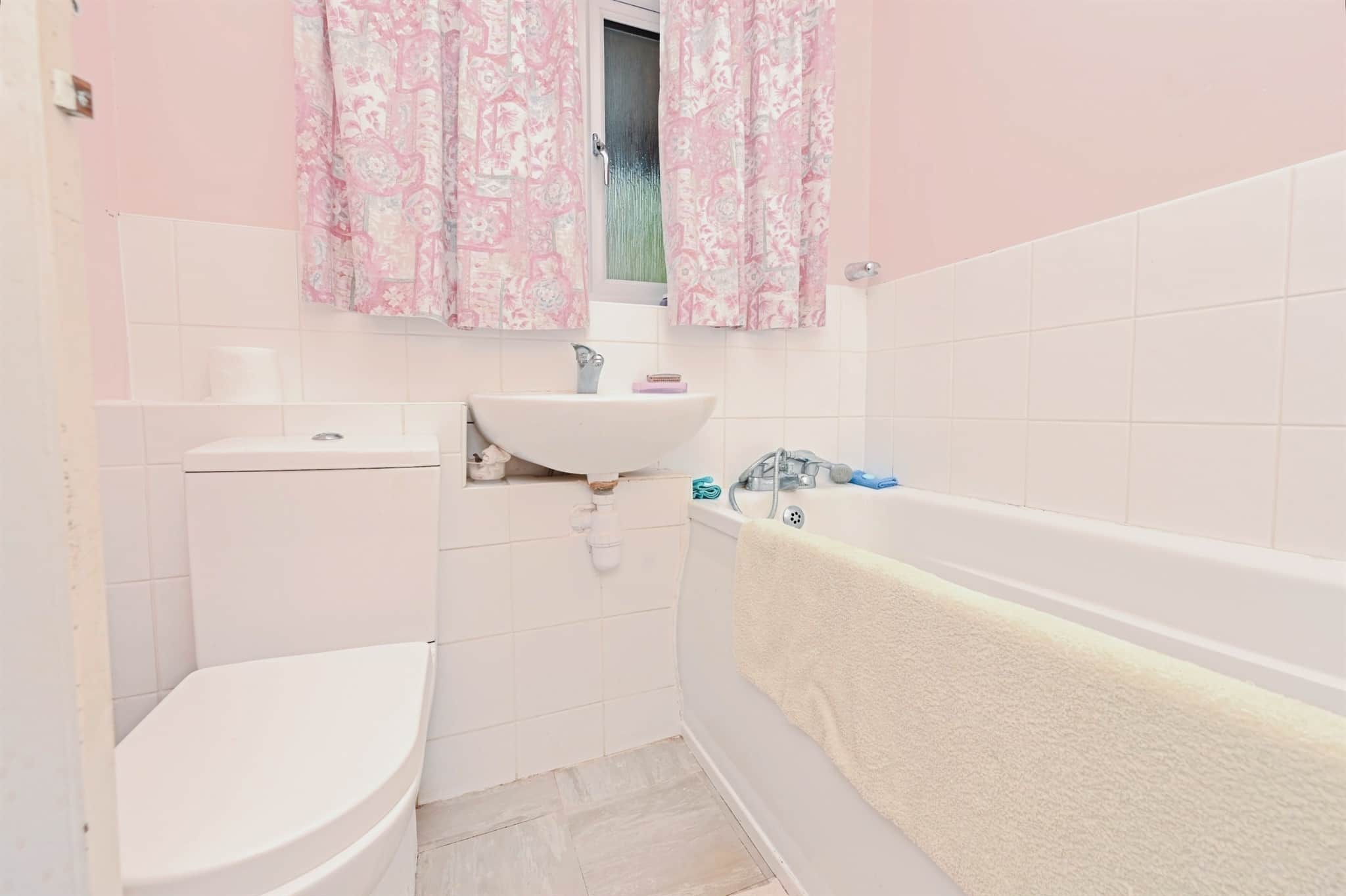 Property at Heather Way, Hemel Hempstead