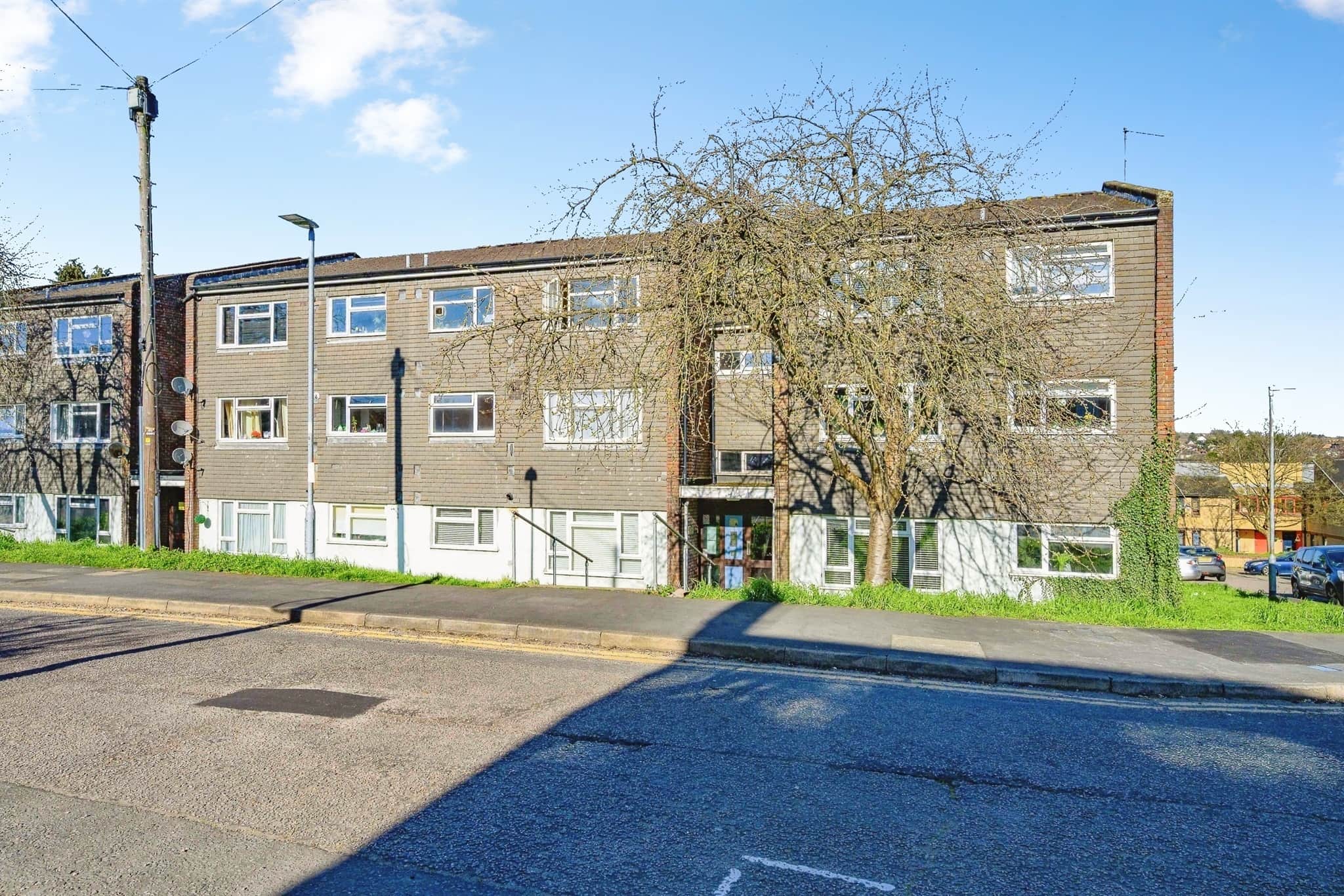 Property at Kents Avenue, Hemel Hempstead