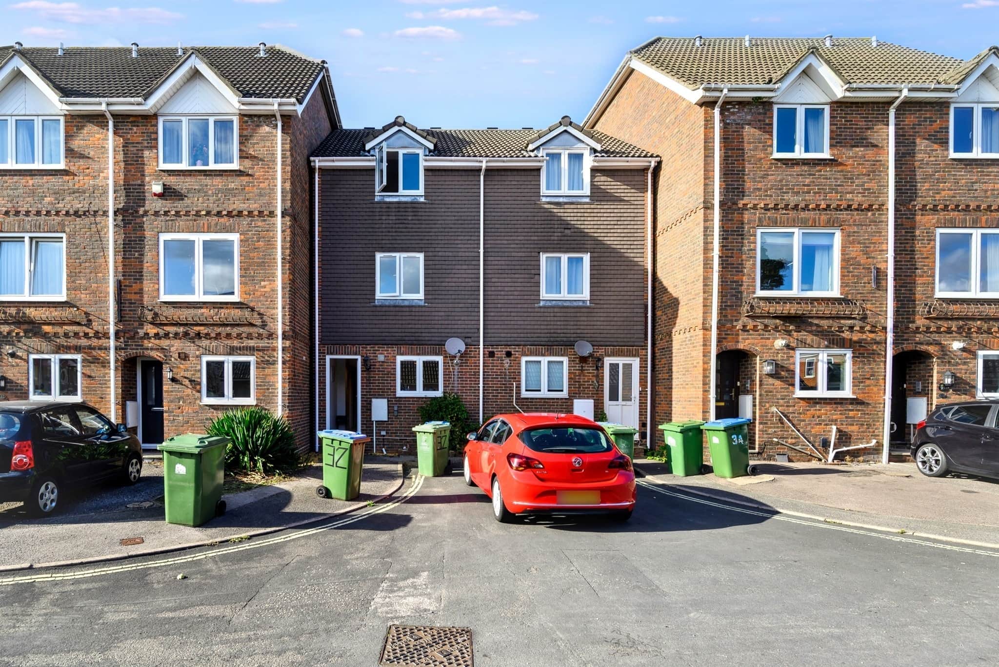 Property at Berkeley Close, Southampton