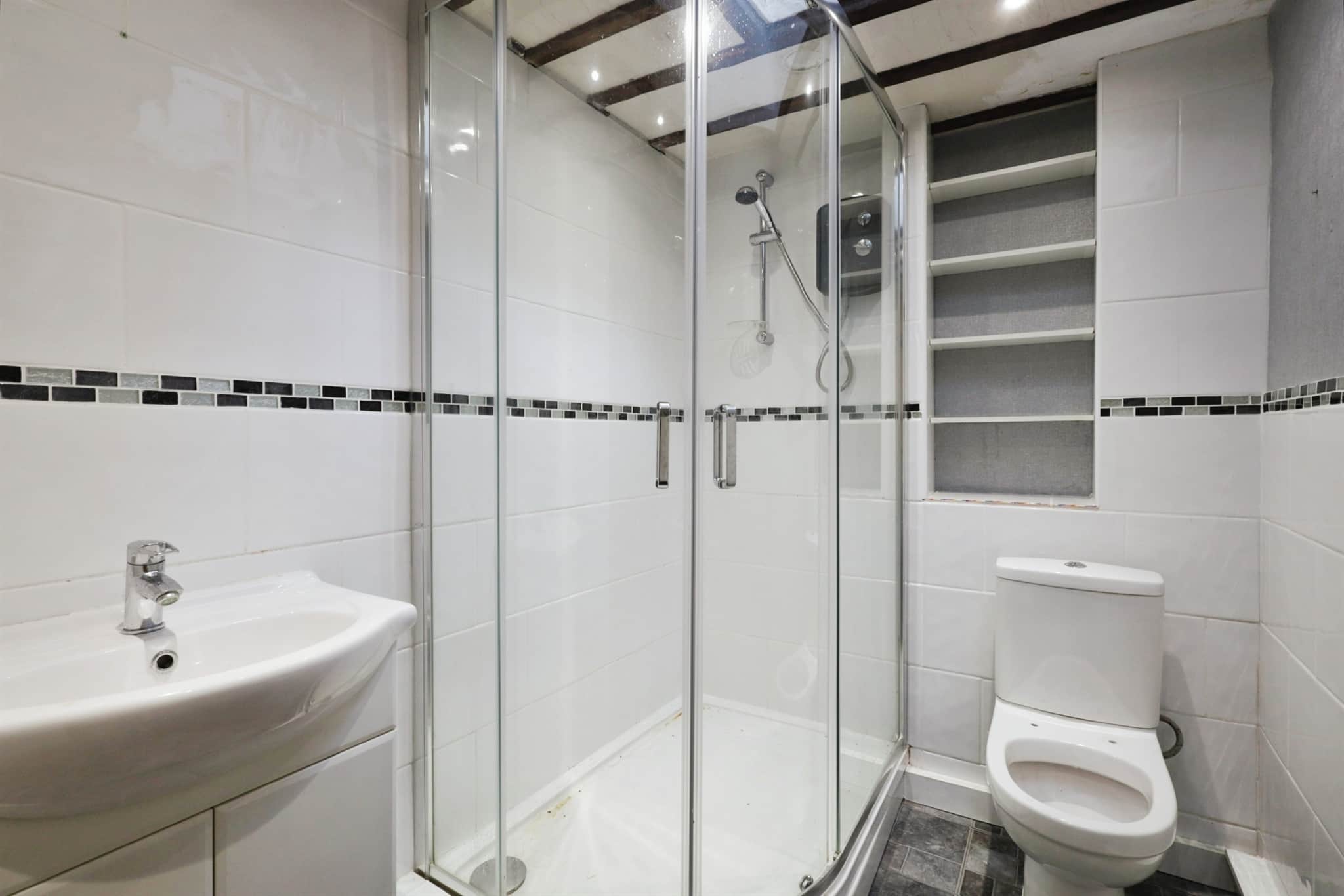 Property at Jacksons Place, Colemans Hatch, Hartfield