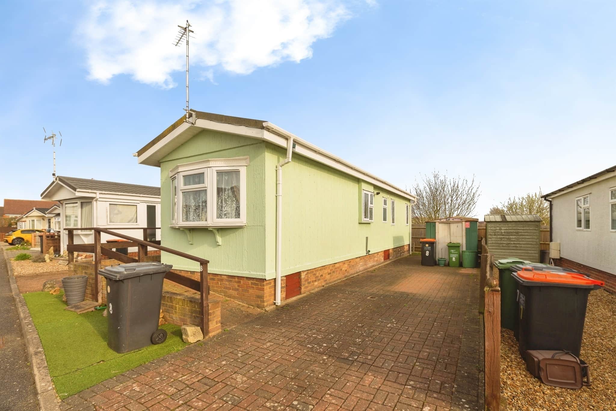 Property at The Vyne, Weston Avenue, Leighton Buzzard