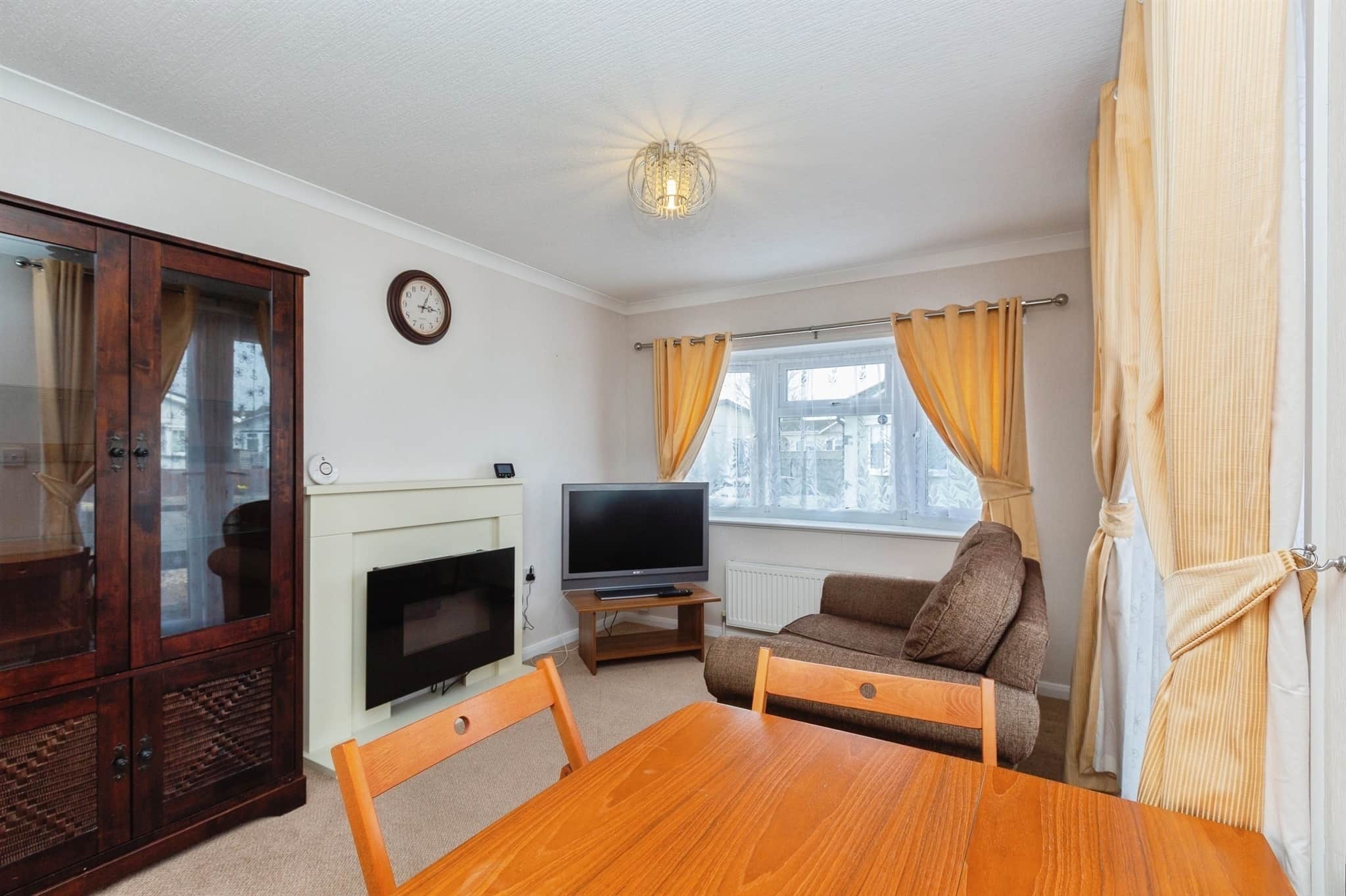Property at The Vyne, Weston Avenue, Leighton Buzzard