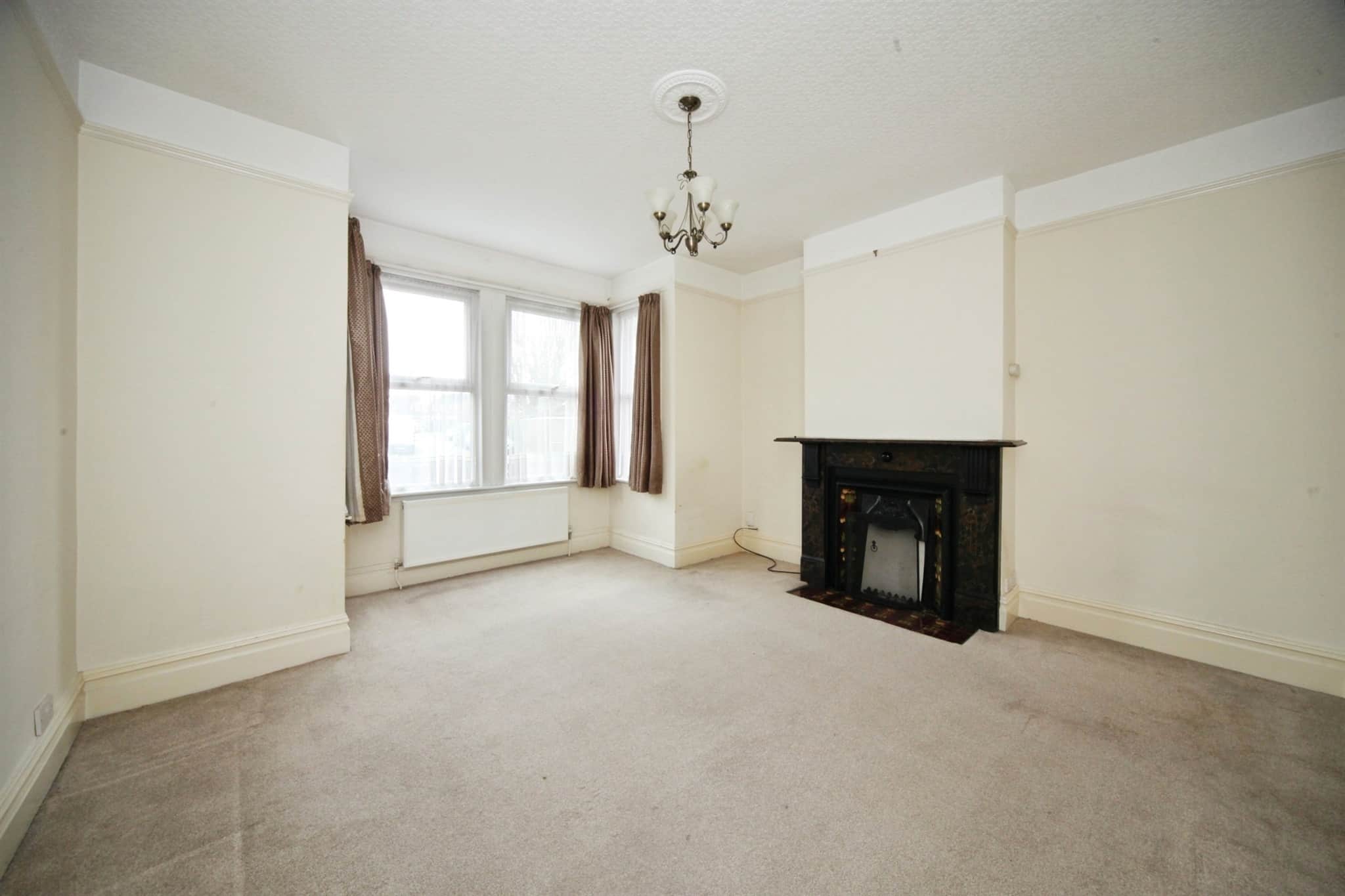 Property at Limbury Road, Luton