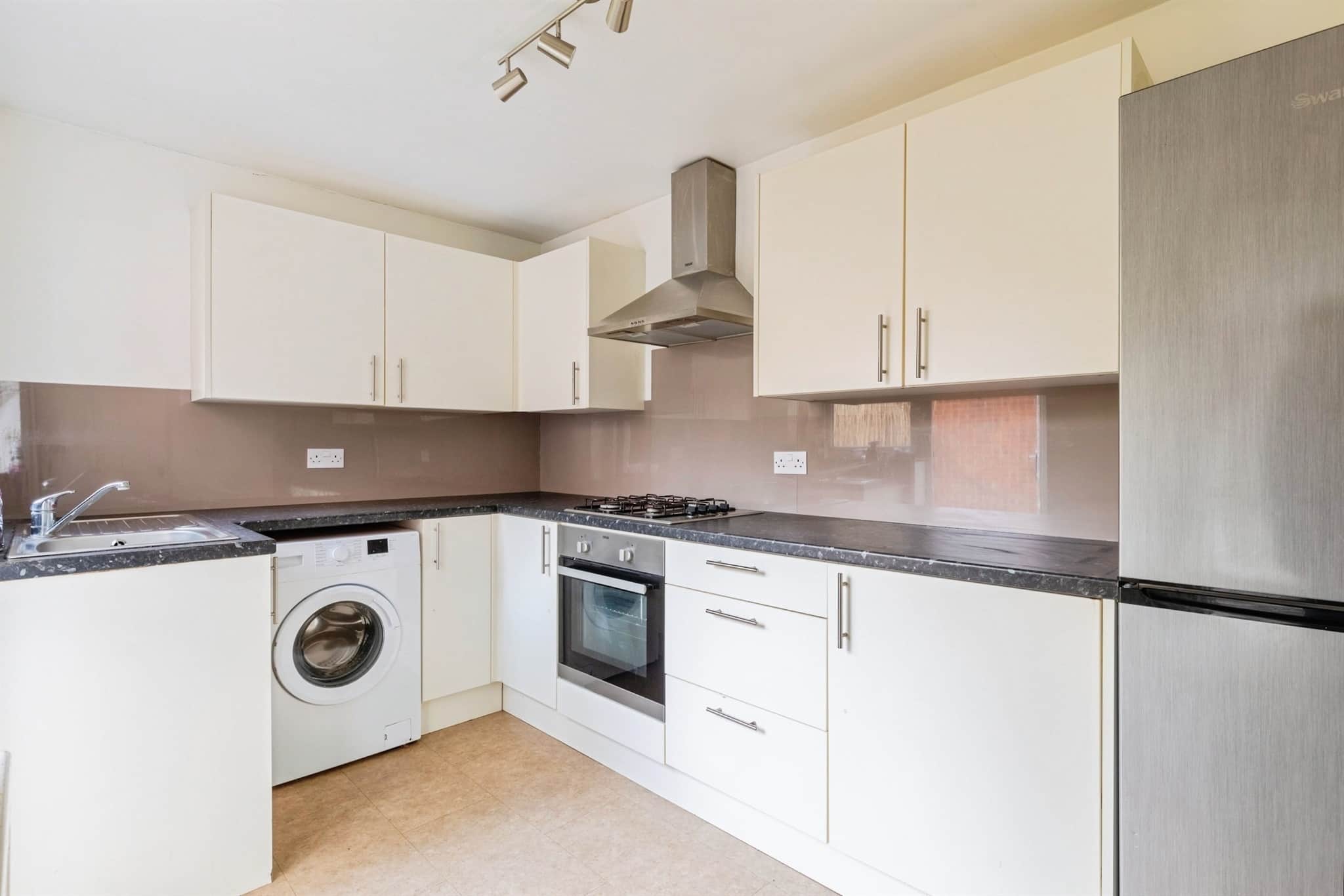 Property at Yardley Close, Warwick