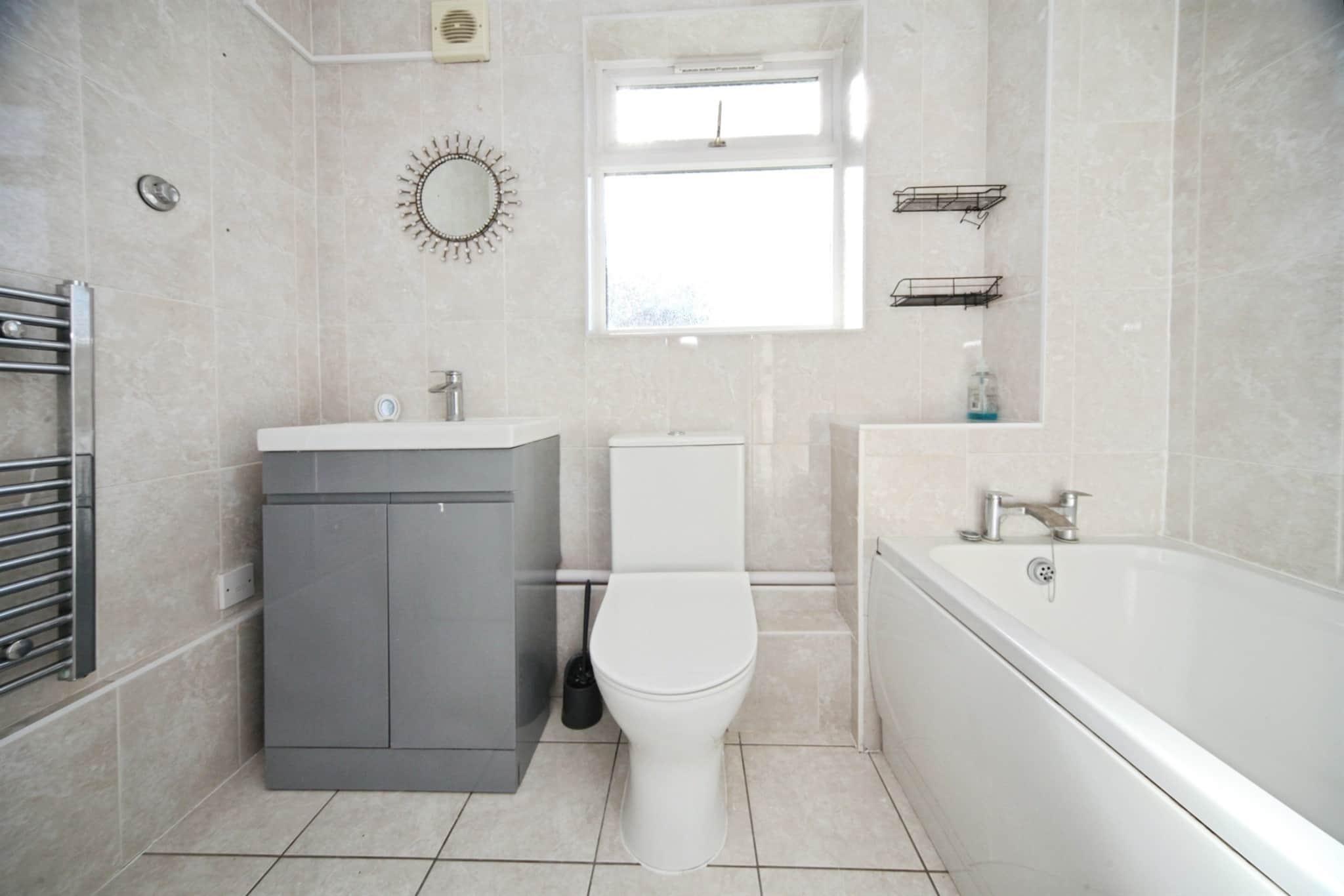 Property at Nayland Close, Luton