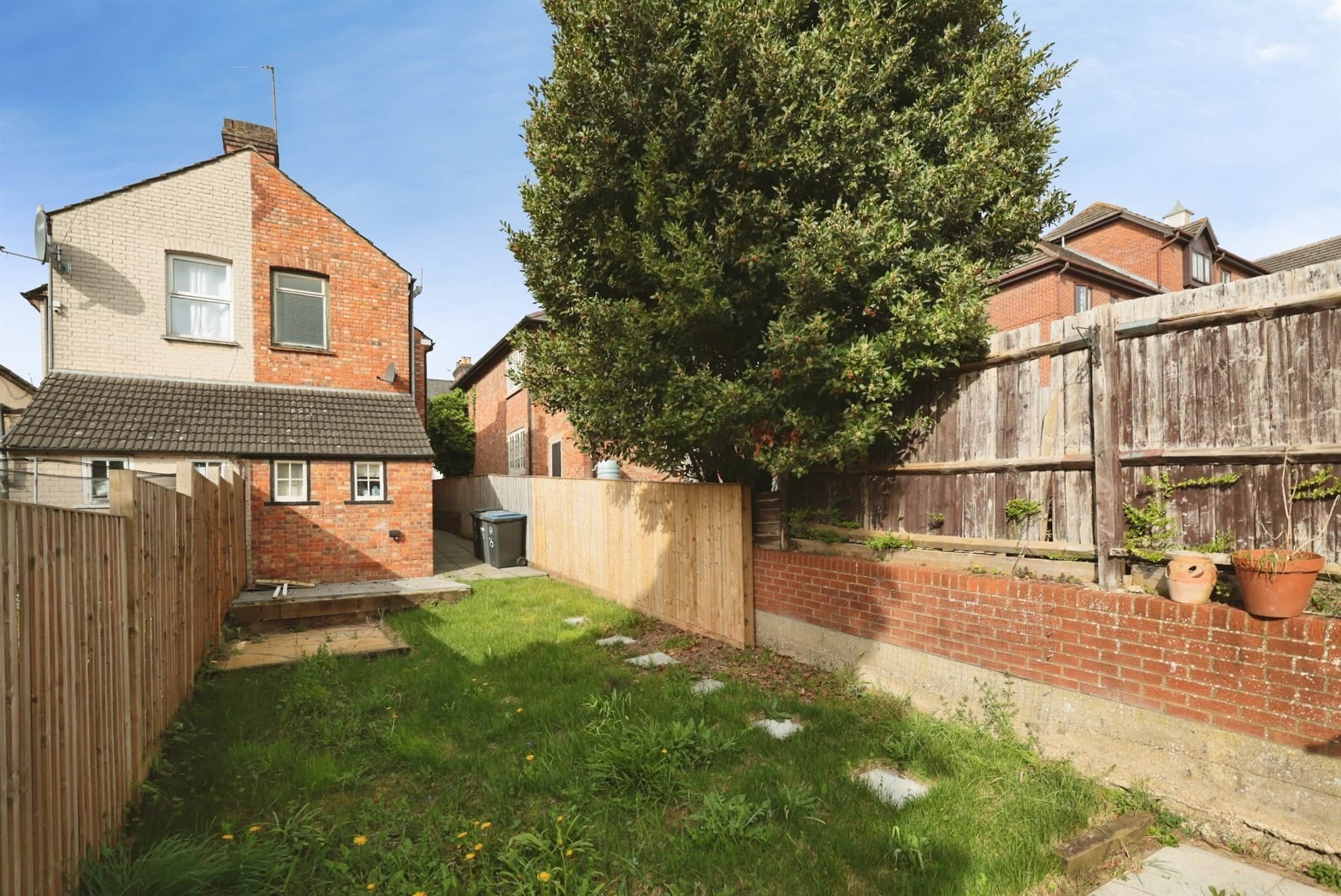 Property at Totteridge Avenue, High Wycombe