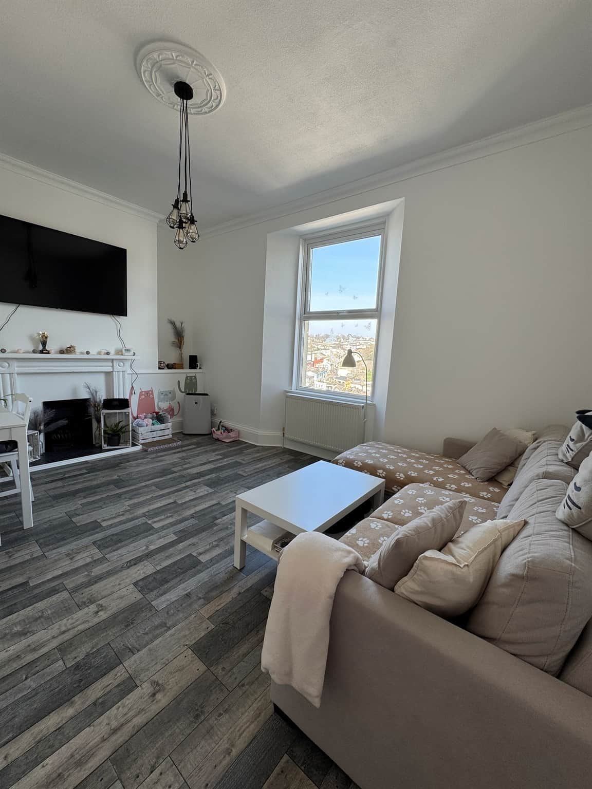 Property at Warren Road, Torquay