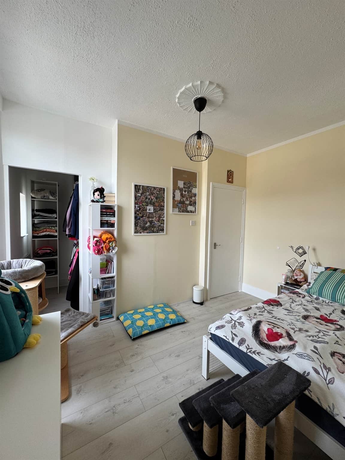 Property at Warren Road, Torquay