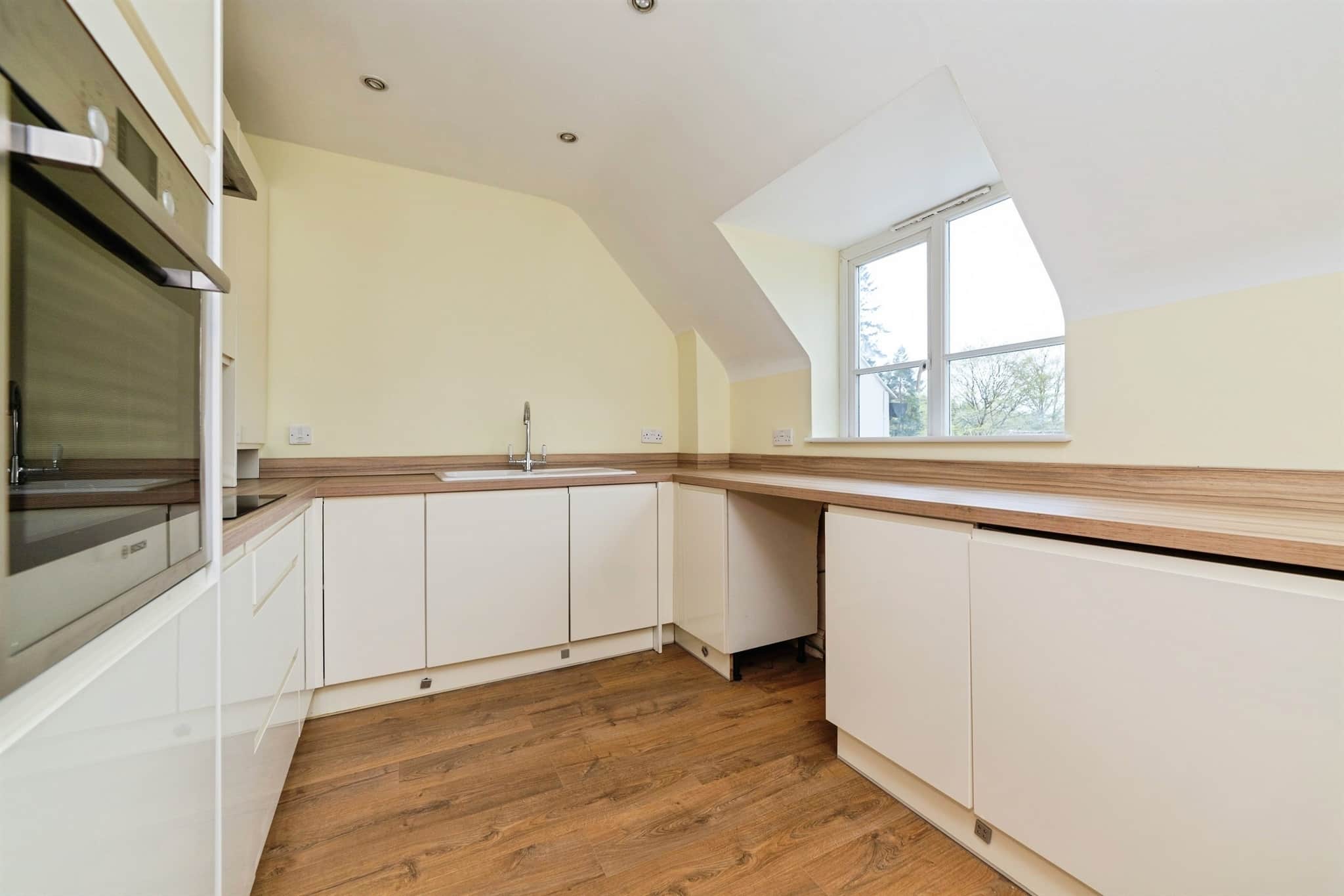 Property at Canonsfield Road, Welwyn