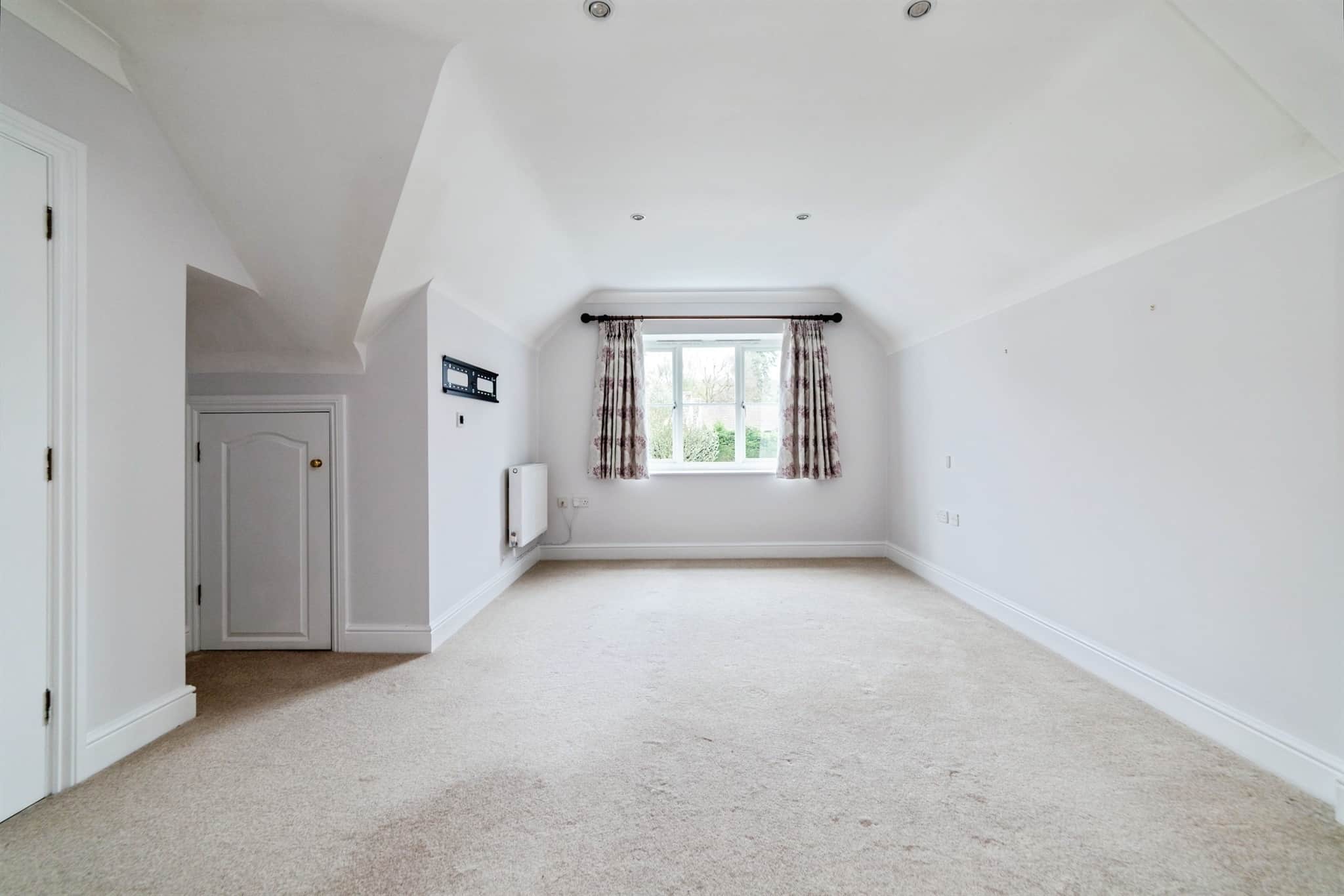 Property at Canonsfield Road, Welwyn