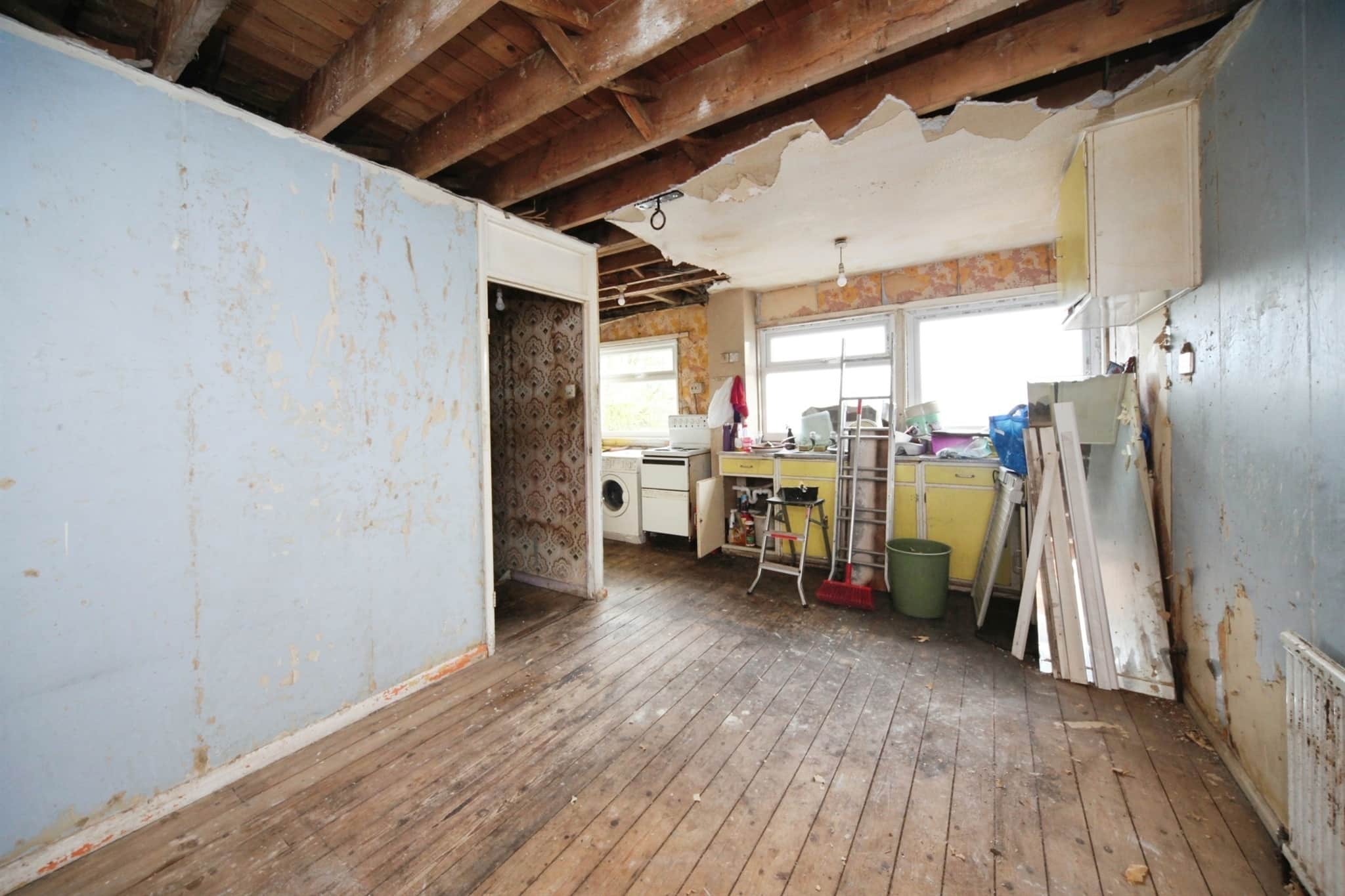 Property at Axe Close, Luton
