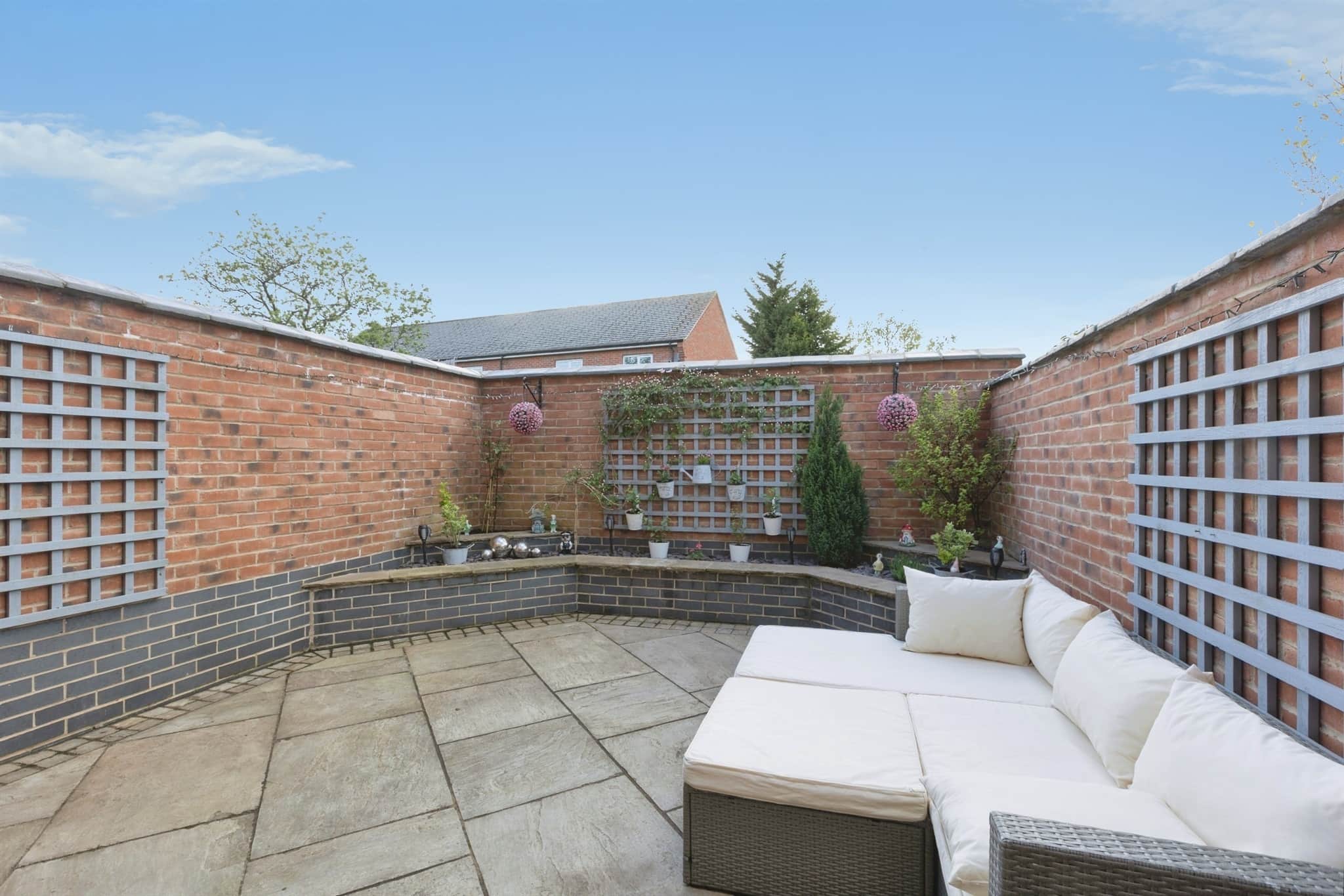 Property at High Street, Whetstone, Leicester