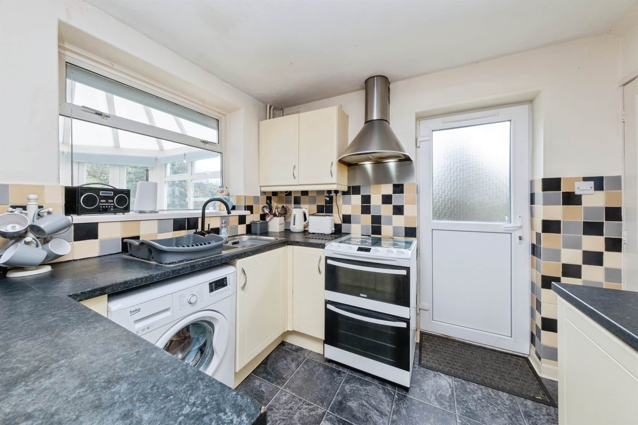 Property at Milford Avenue, Stony Stratford, Milton Keynes