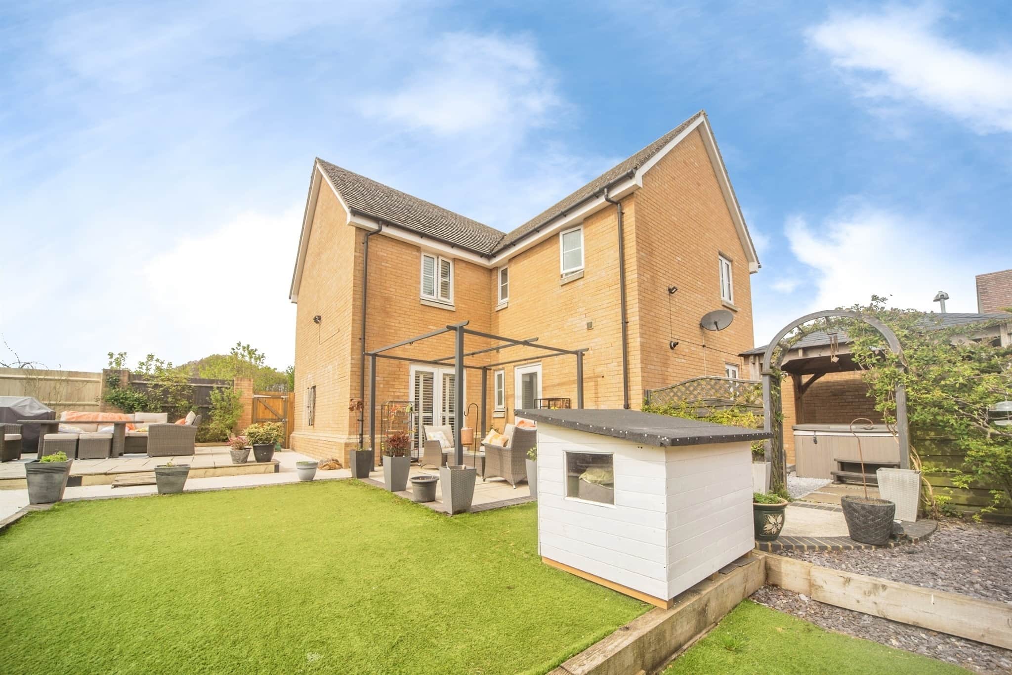 Property at Barrow Close, Salisbury