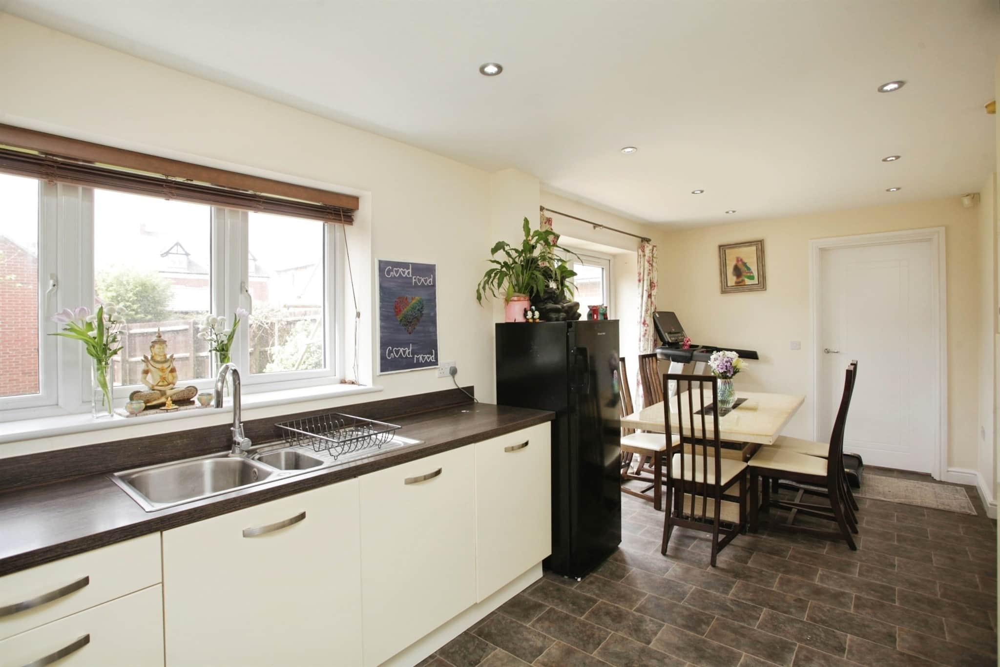 Property at Tene Close, Cawston, Rugby