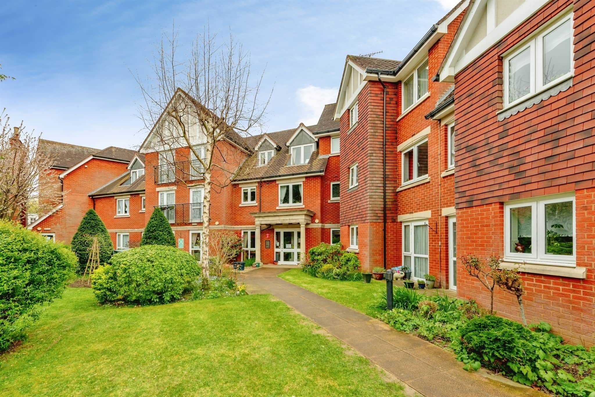 Property at Linkfield Lane, Redhill