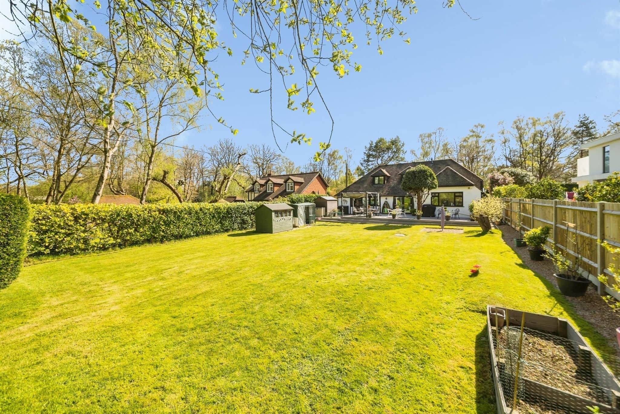 Property at Snow Hill, Copthorne, Crawley