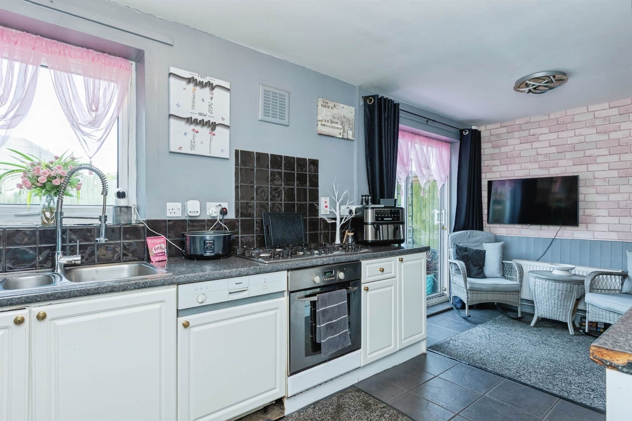 Property at Repington Row, Leicester