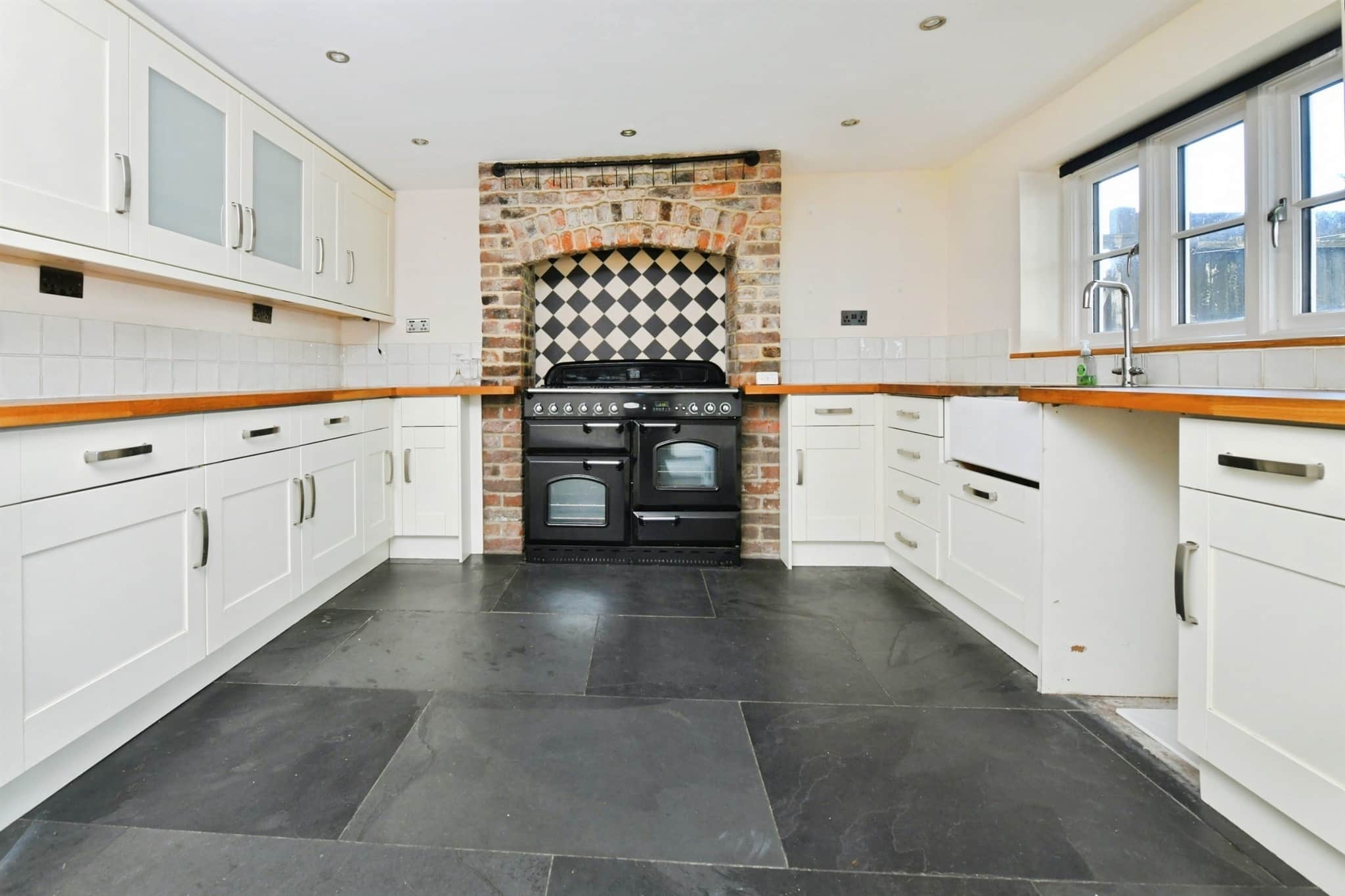 Property at Tamar Street, TORPOINT