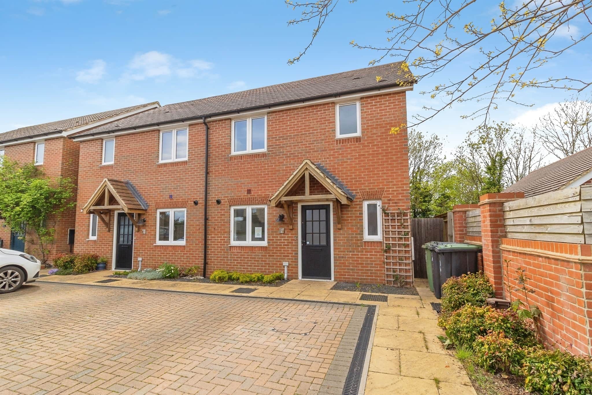 Property at Leigh Woods Place, Silsoe, Bedford