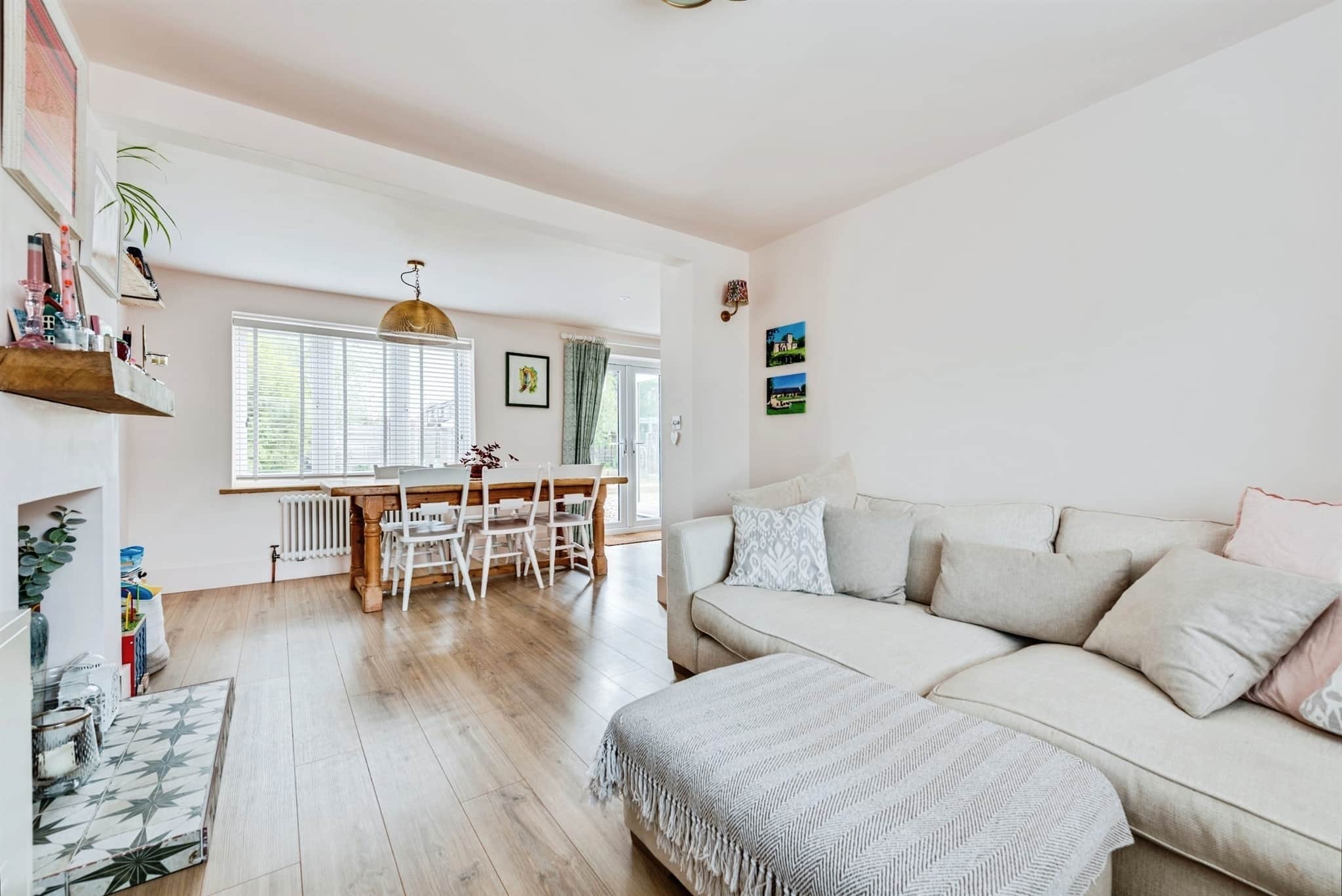 Property at Queens Close, Thame