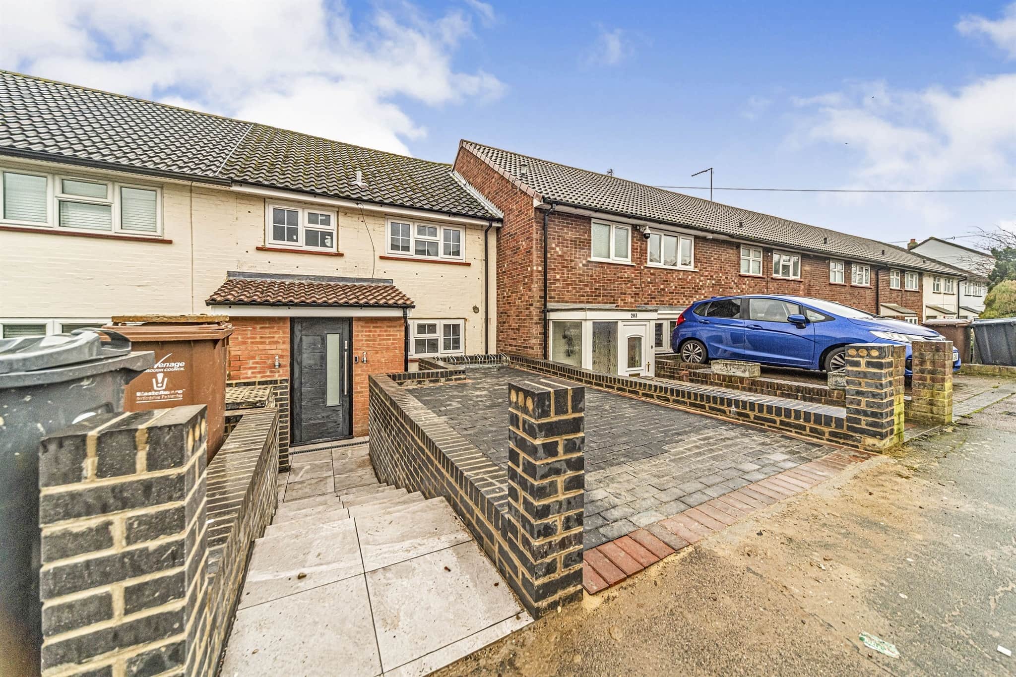 Property at Chertsey Rise, Stevenage