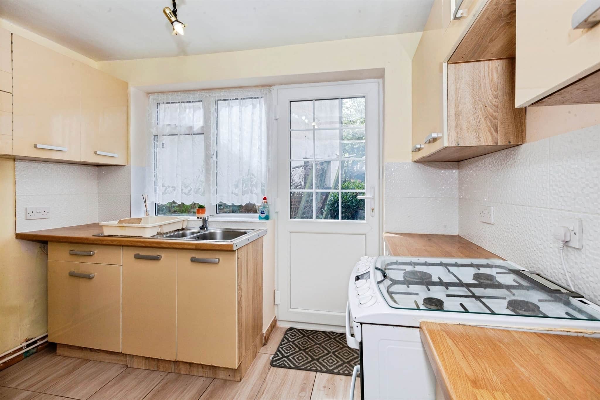 Property at Woodland Avenue, Slough