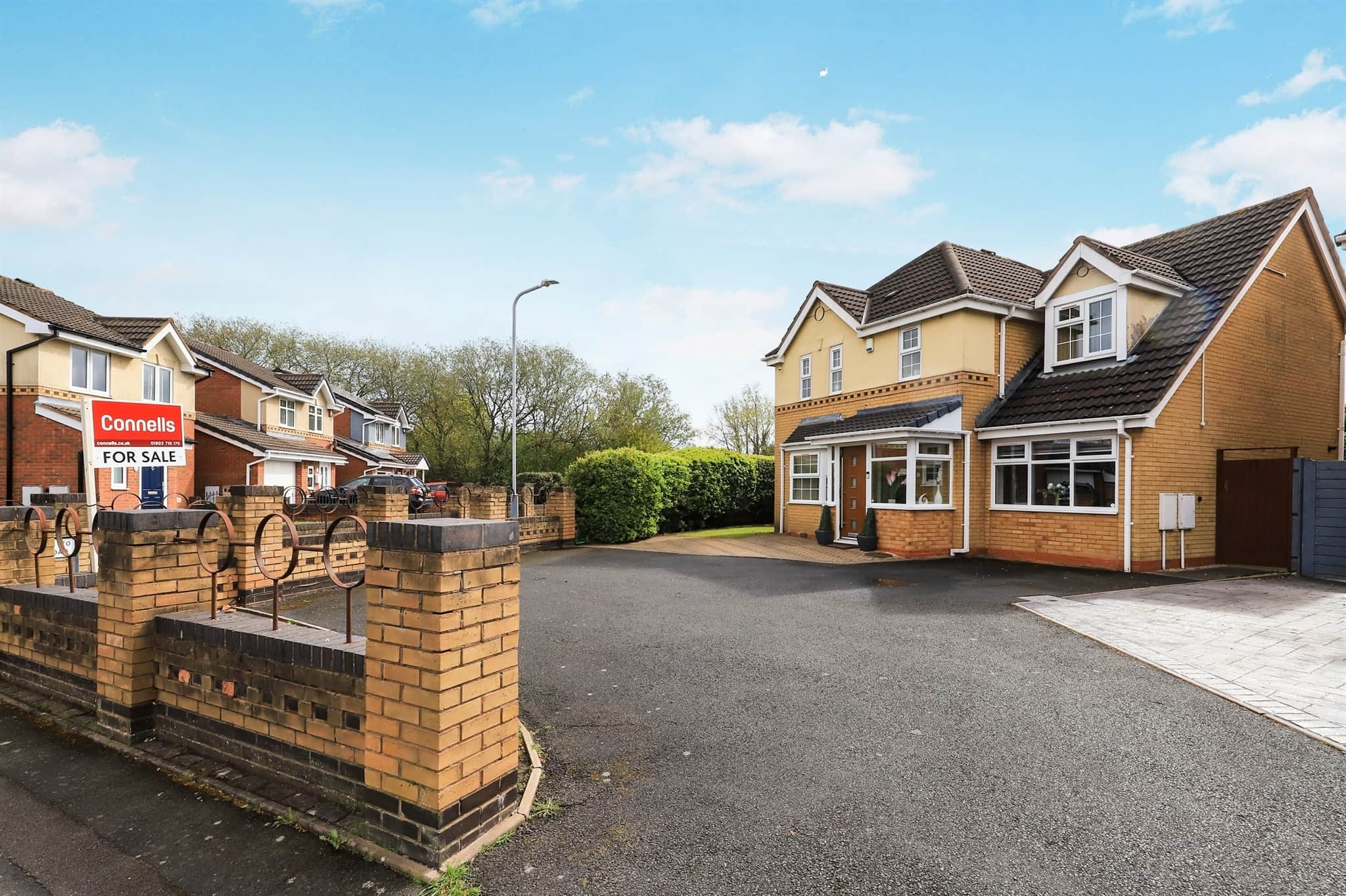 Property at Constantine Way, Bilston
