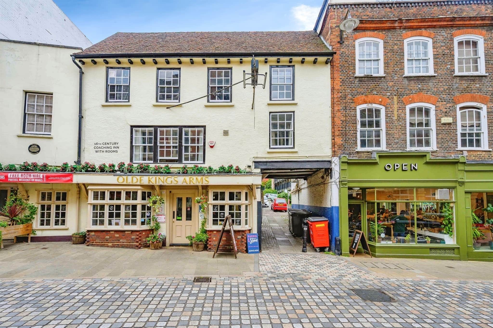 Property at High Street, Hemel Hempstead