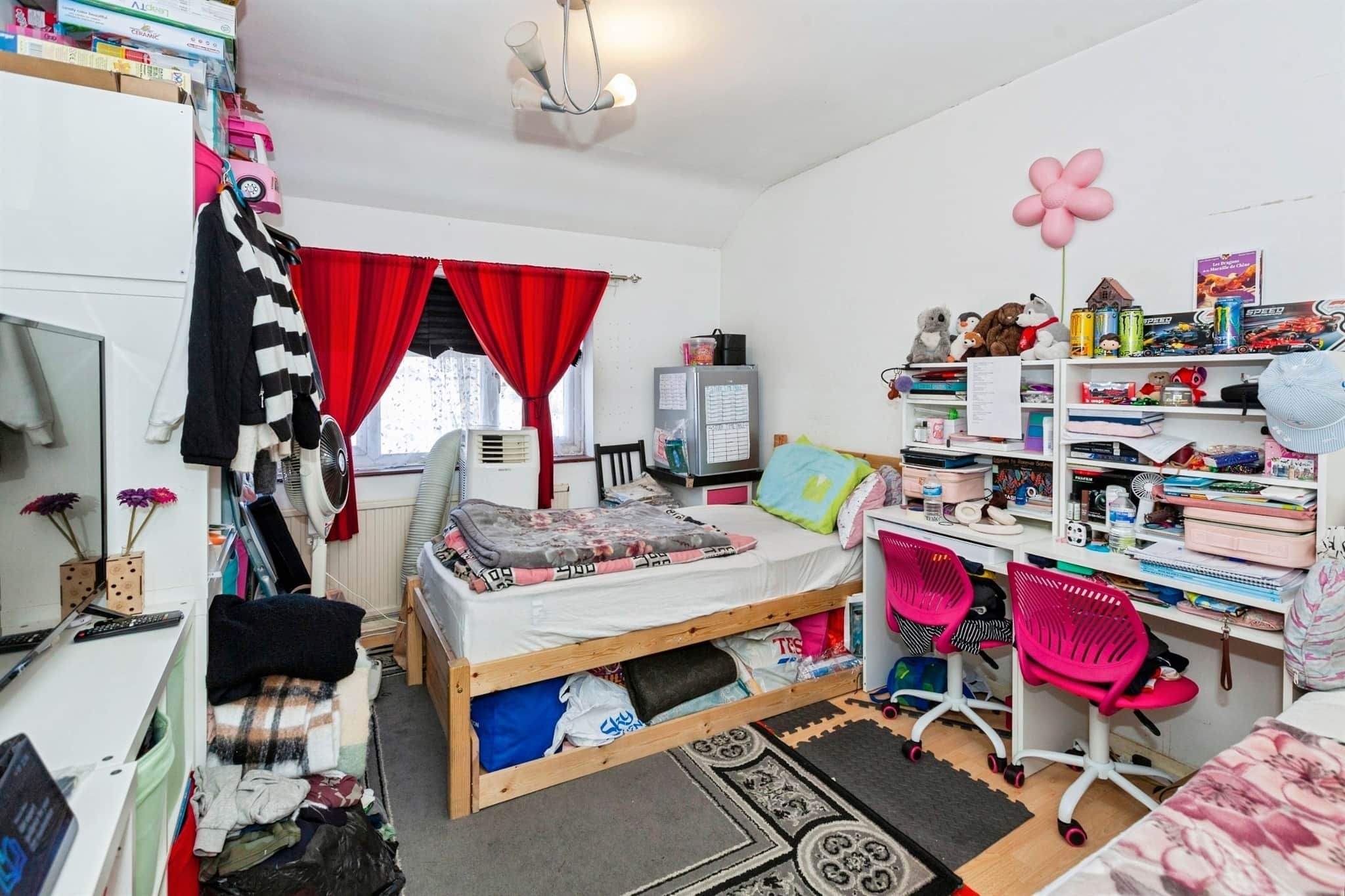 Property at Trelawney Avenue, SLOUGH