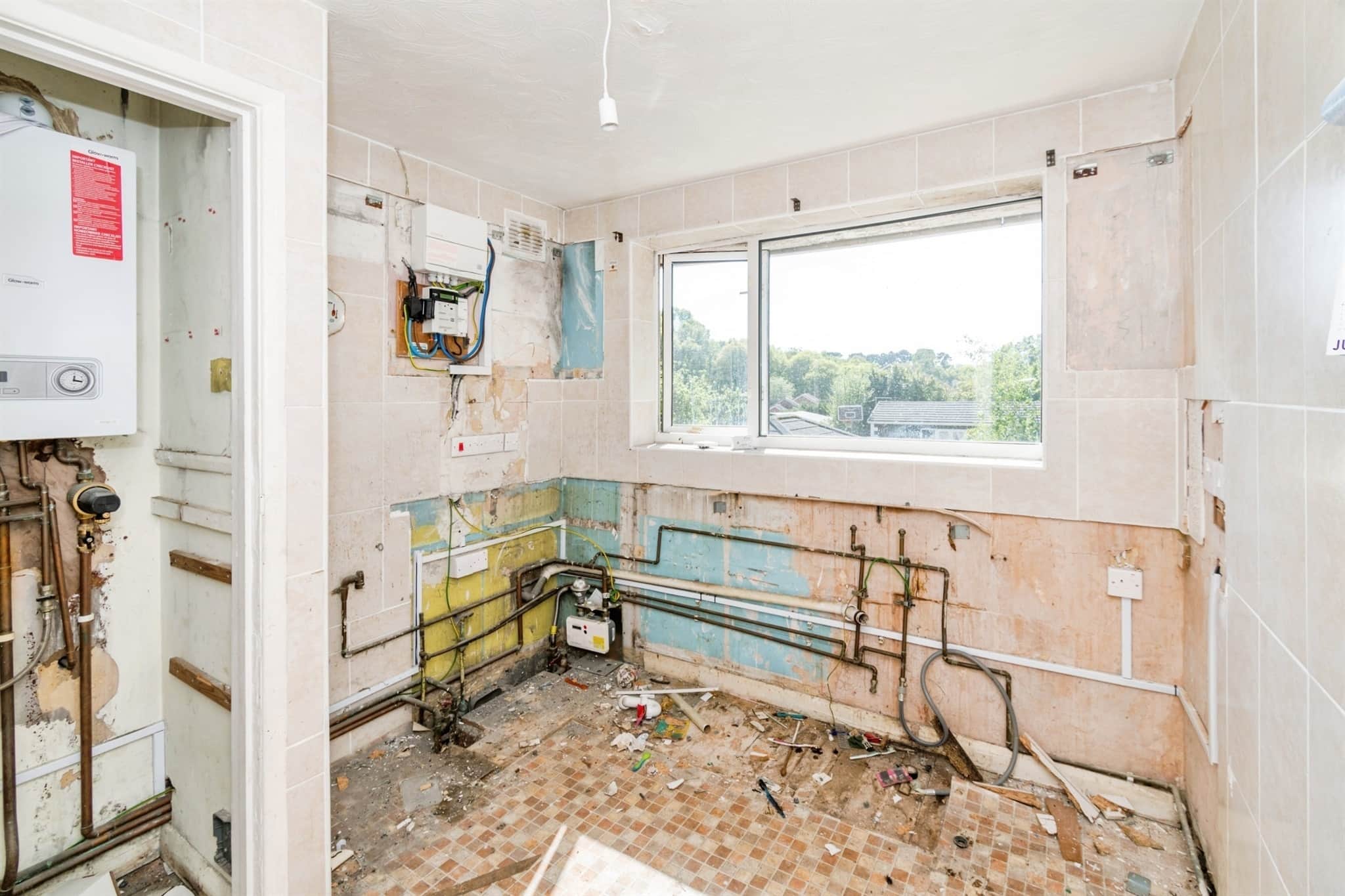 Property at Swaythling Road, West End, Southampton