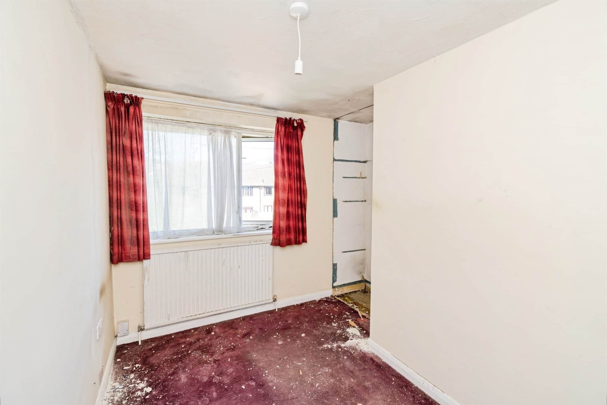 Property at Swaythling Road, West End, Southampton