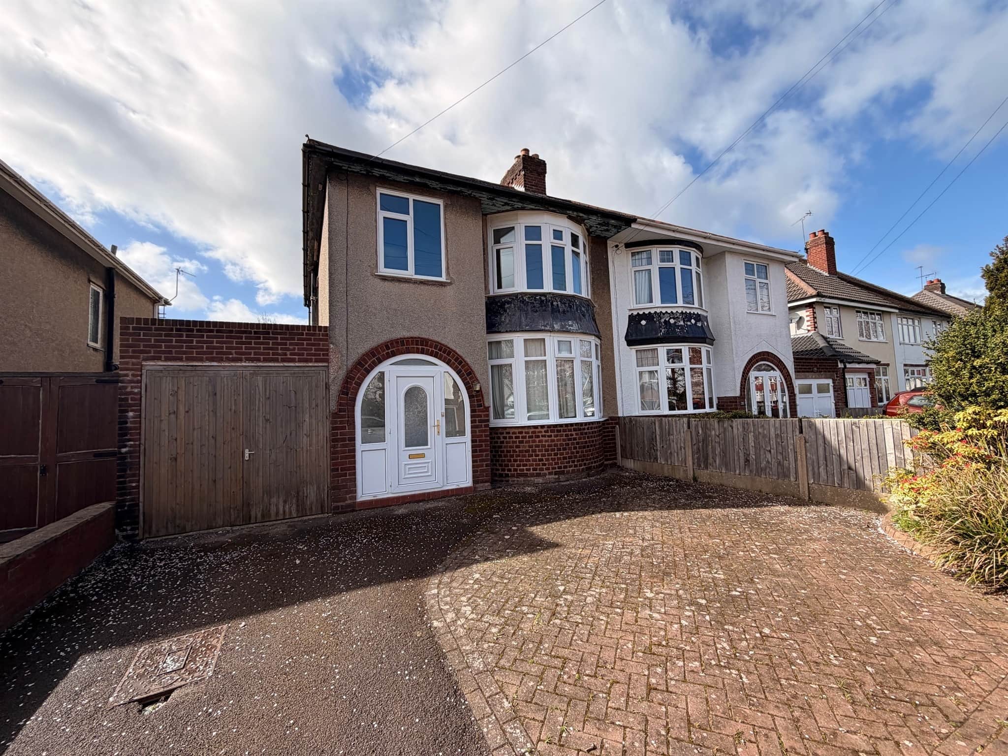 Property at Wychbury Road, Finchfield, Wolverhampton