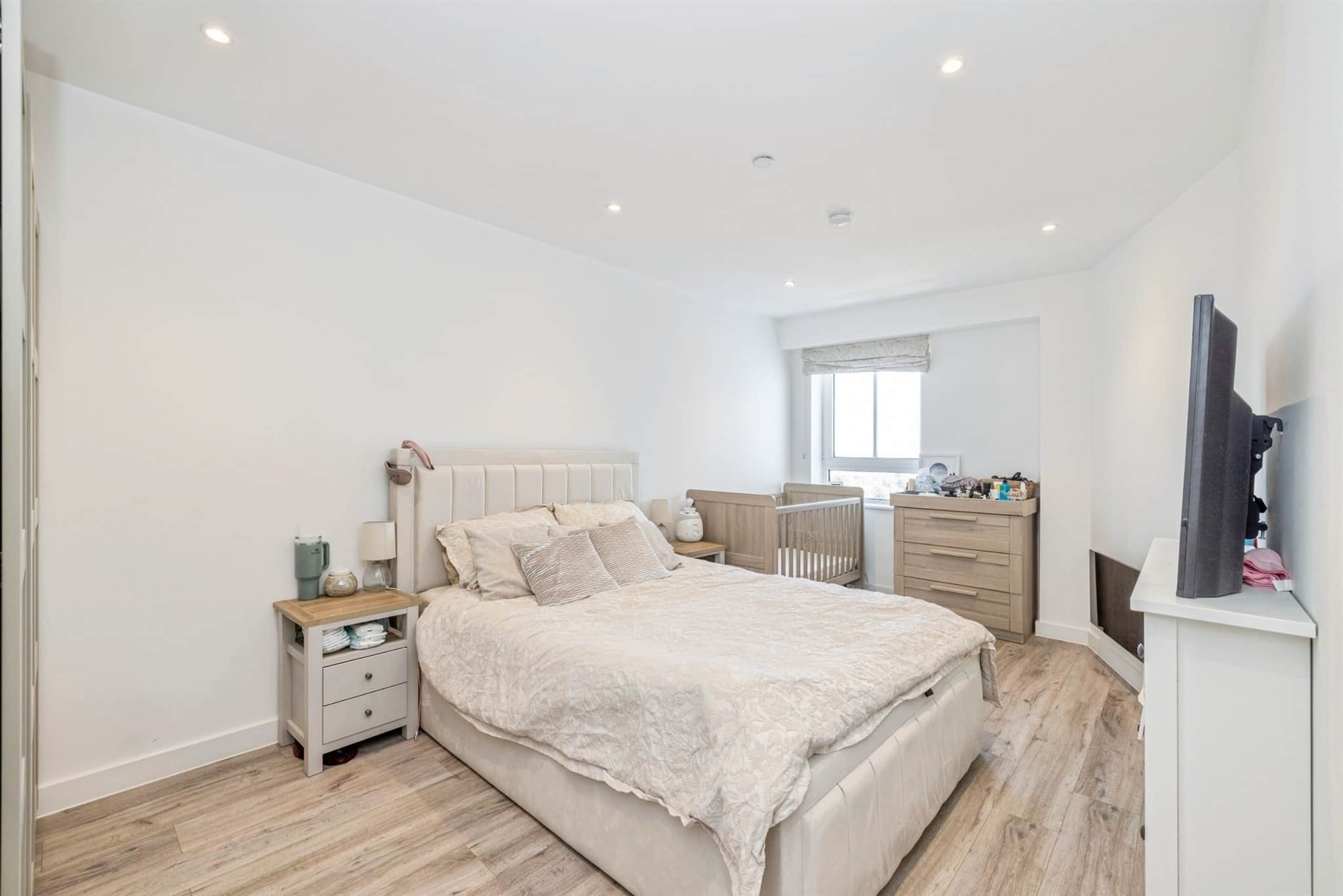 Property at Cherry Tree Road, Watford