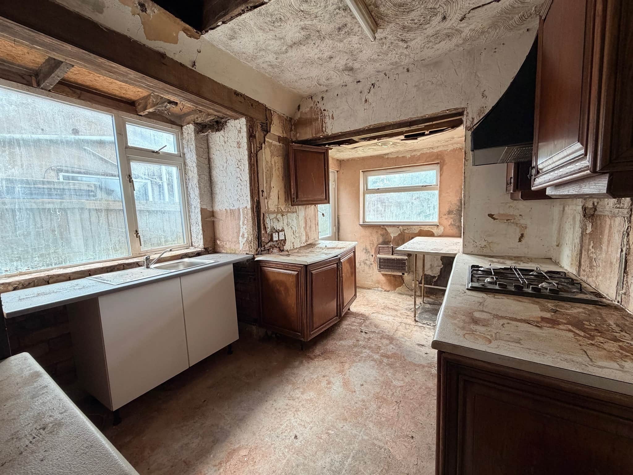 Property at Wychbury Road, Finchfield, Wolverhampton