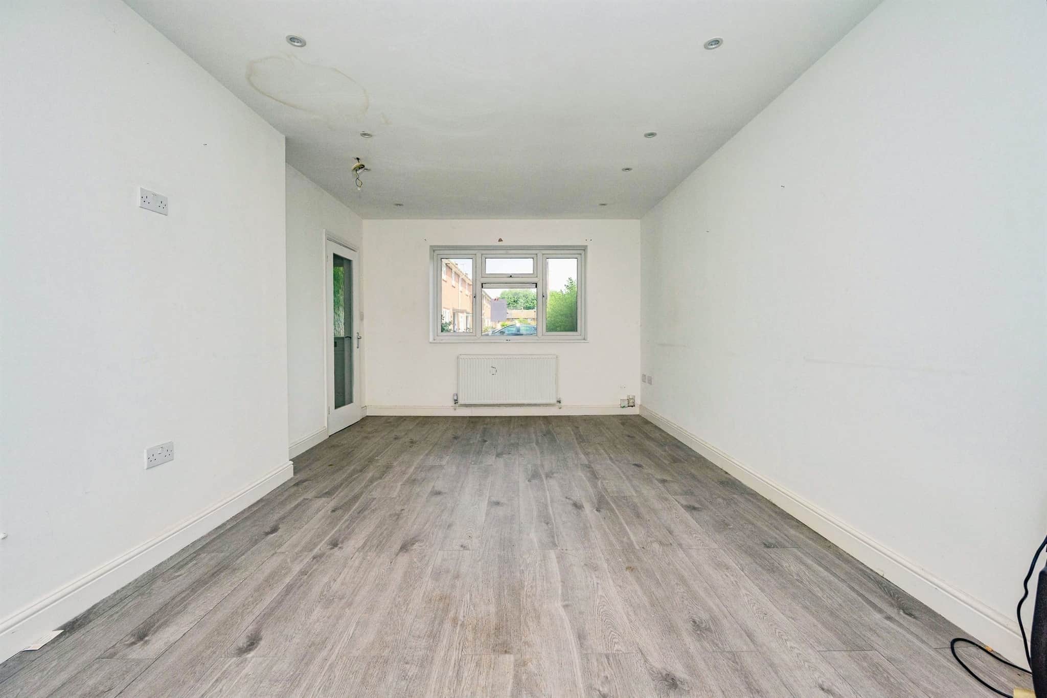Property at Wycliffe Close, Luton