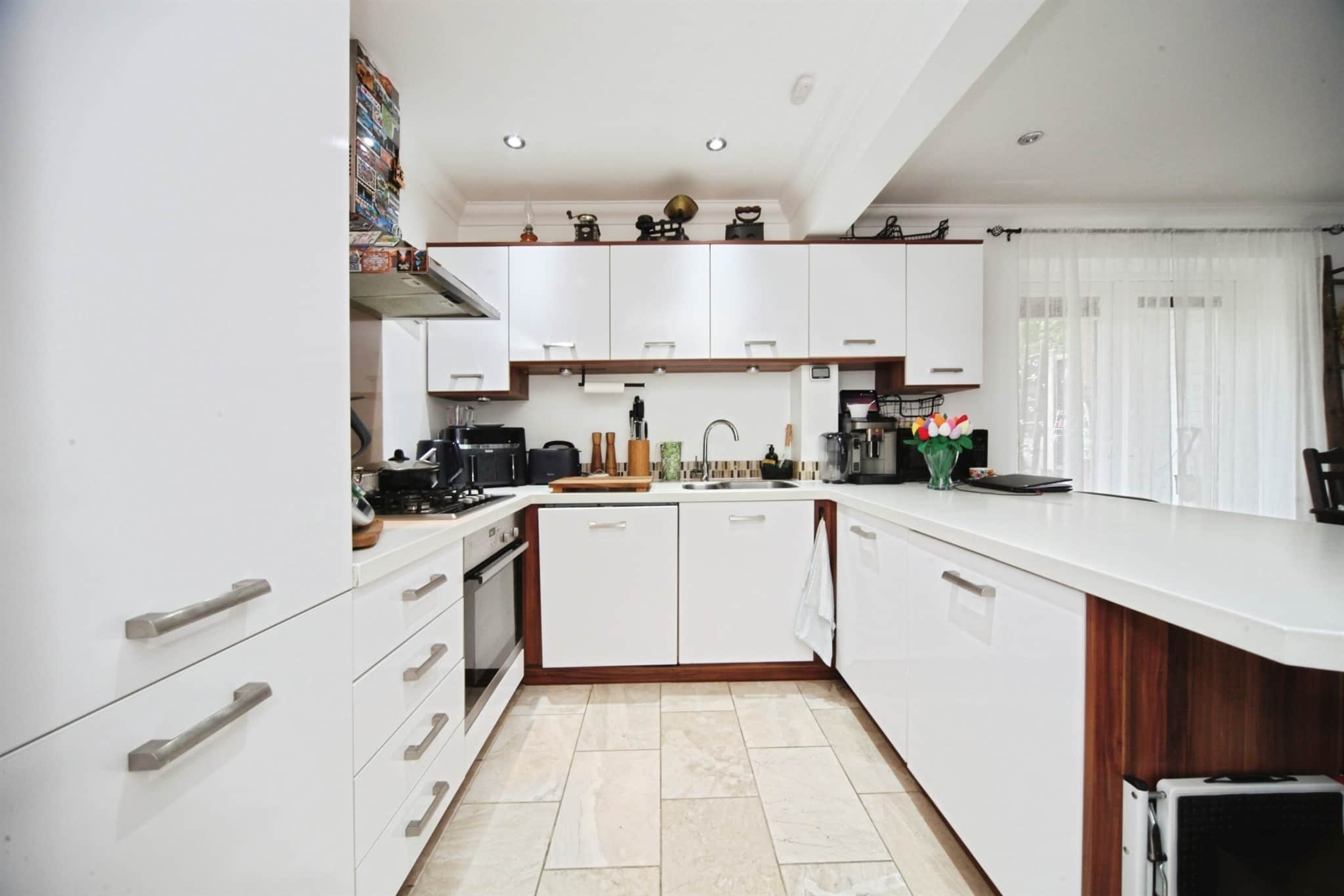 Property at Walcot Avenue, Luton