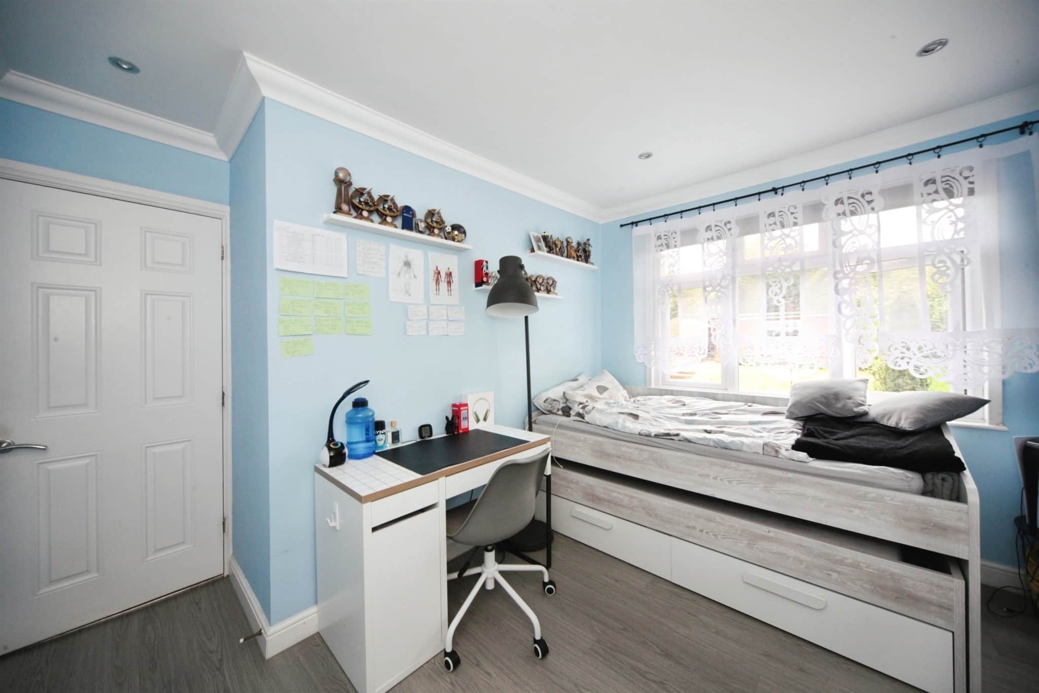 Property at Walcot Avenue, Luton