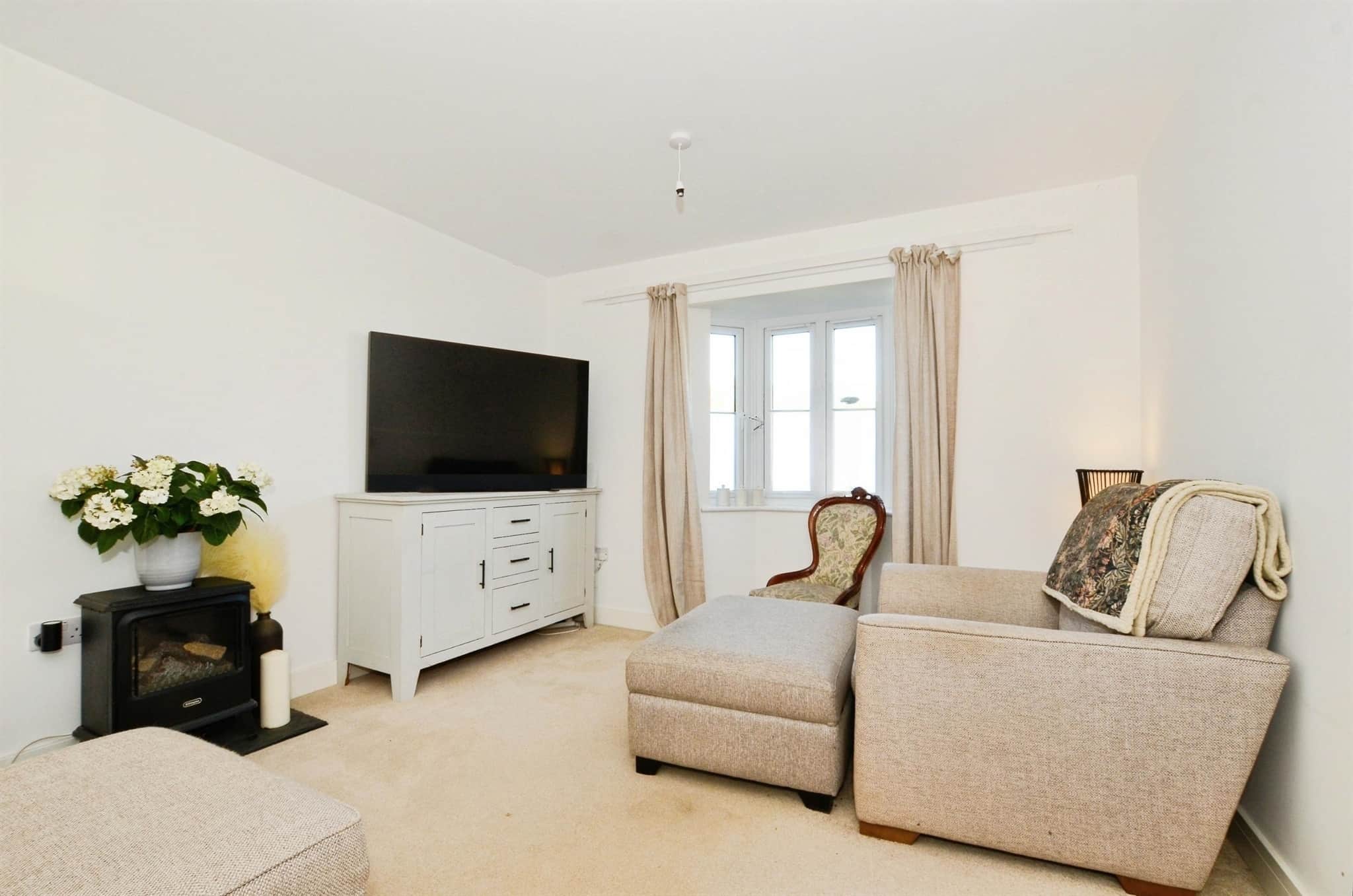 Property at Farmers View, Slip End, Luton