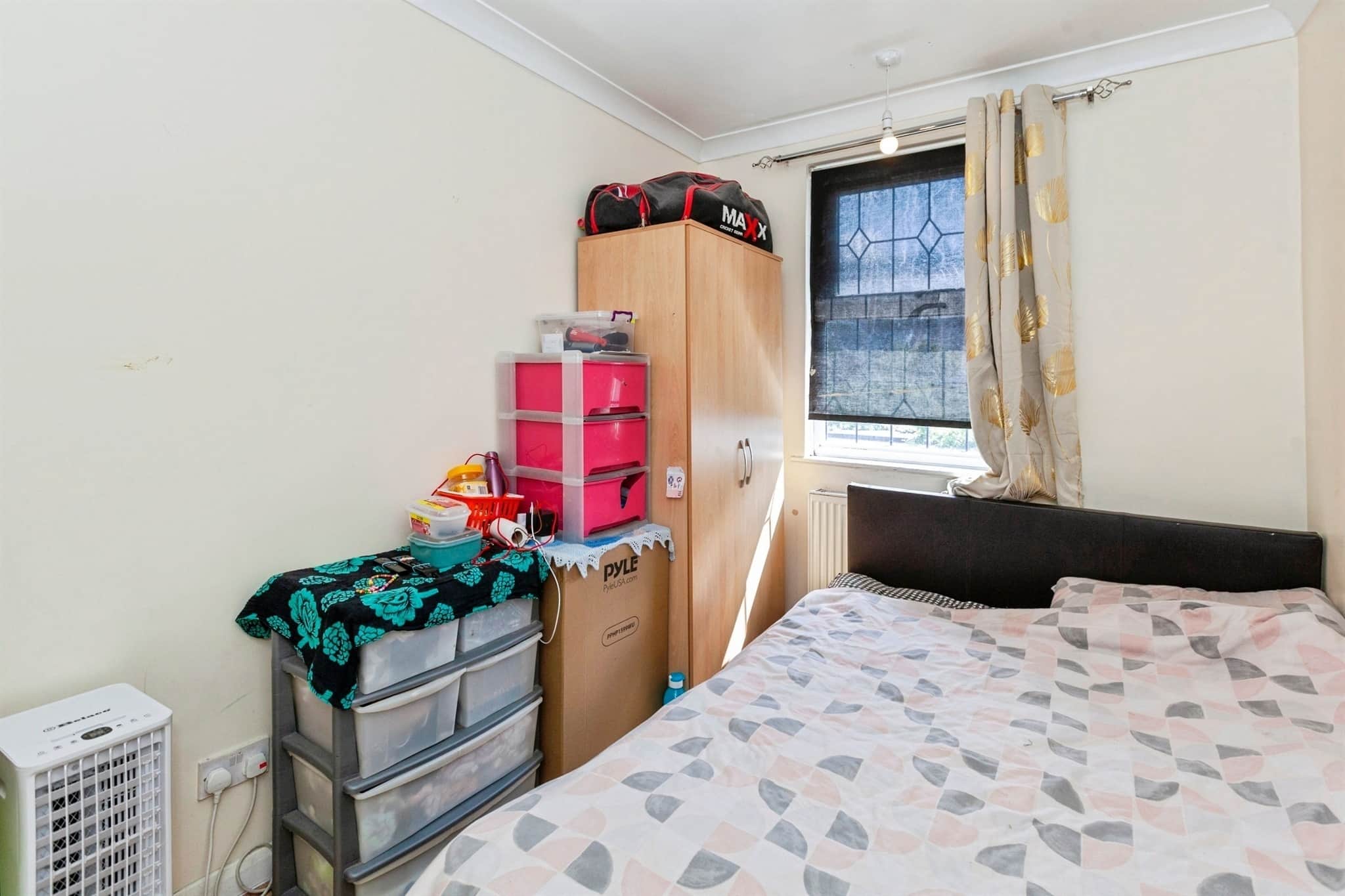 Property at Grays Road, Slough
