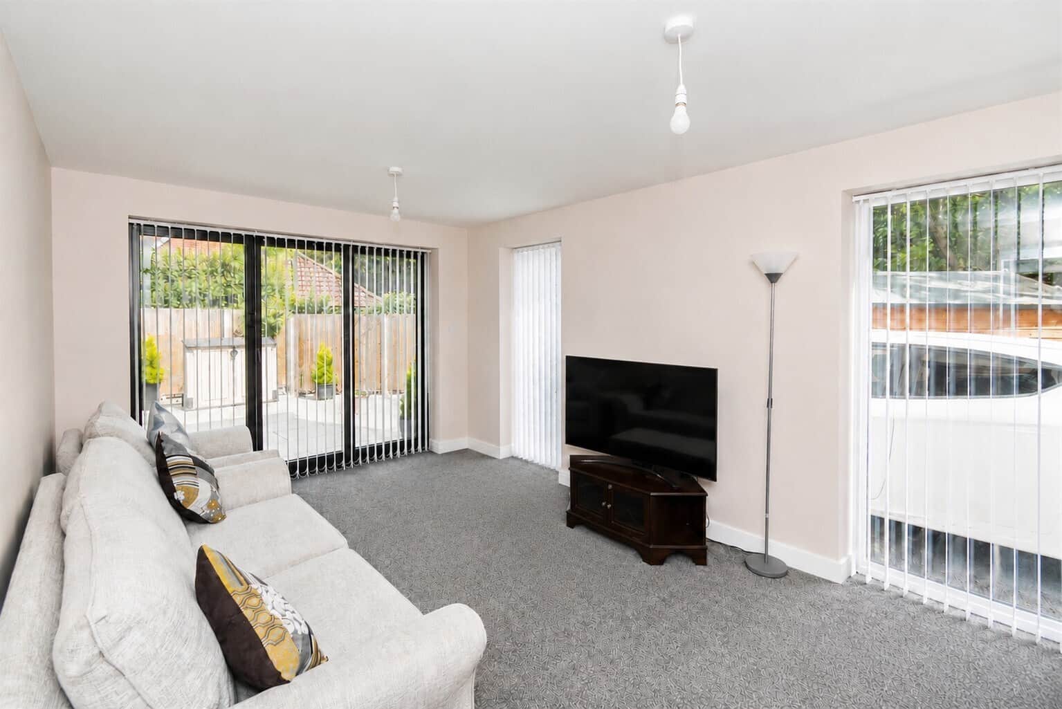 Property at Swaythling Road, West End, Southampton