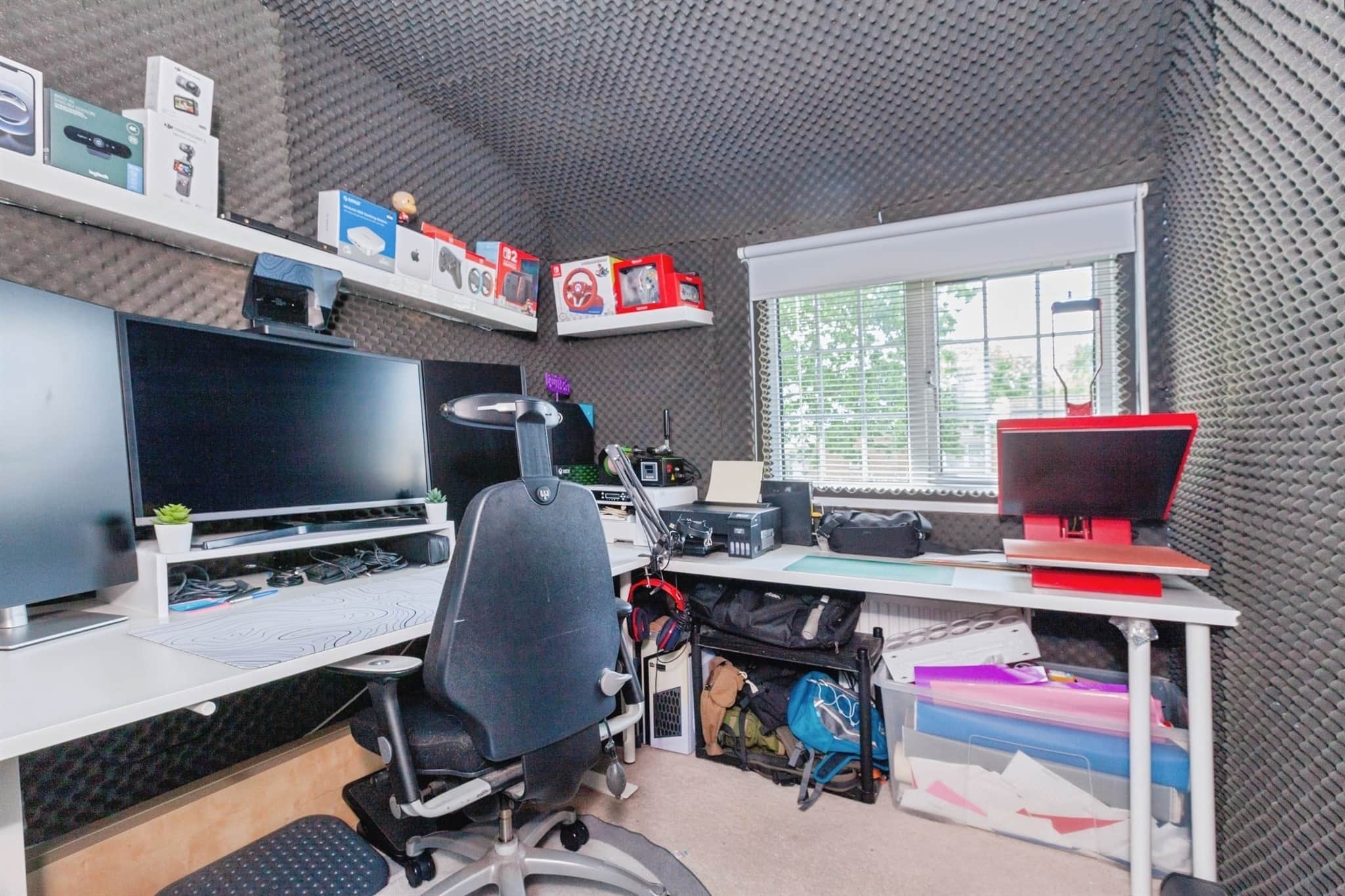 Property at Hesketh Close, Leicester