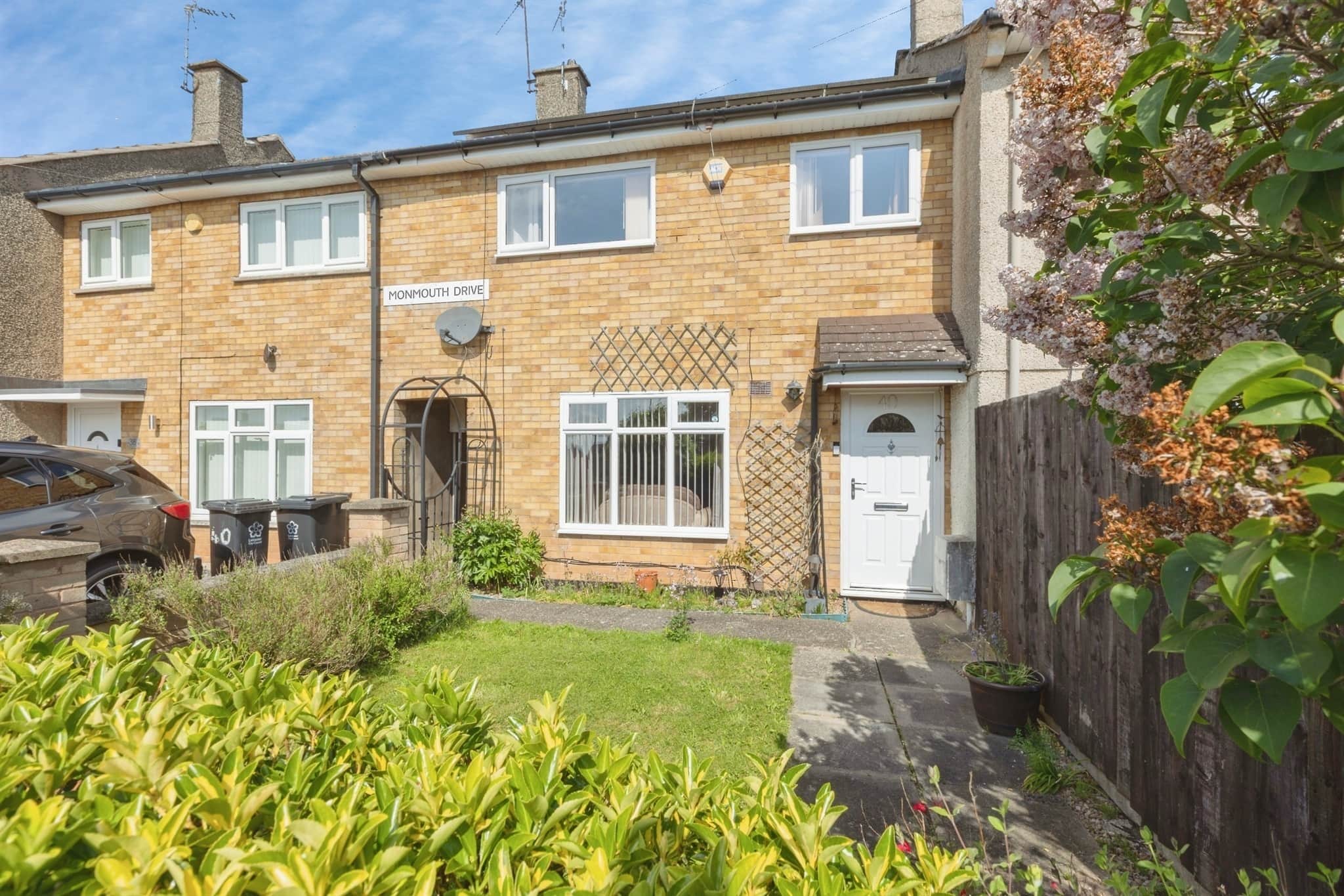 Property at Monmouth Drive, Leicester