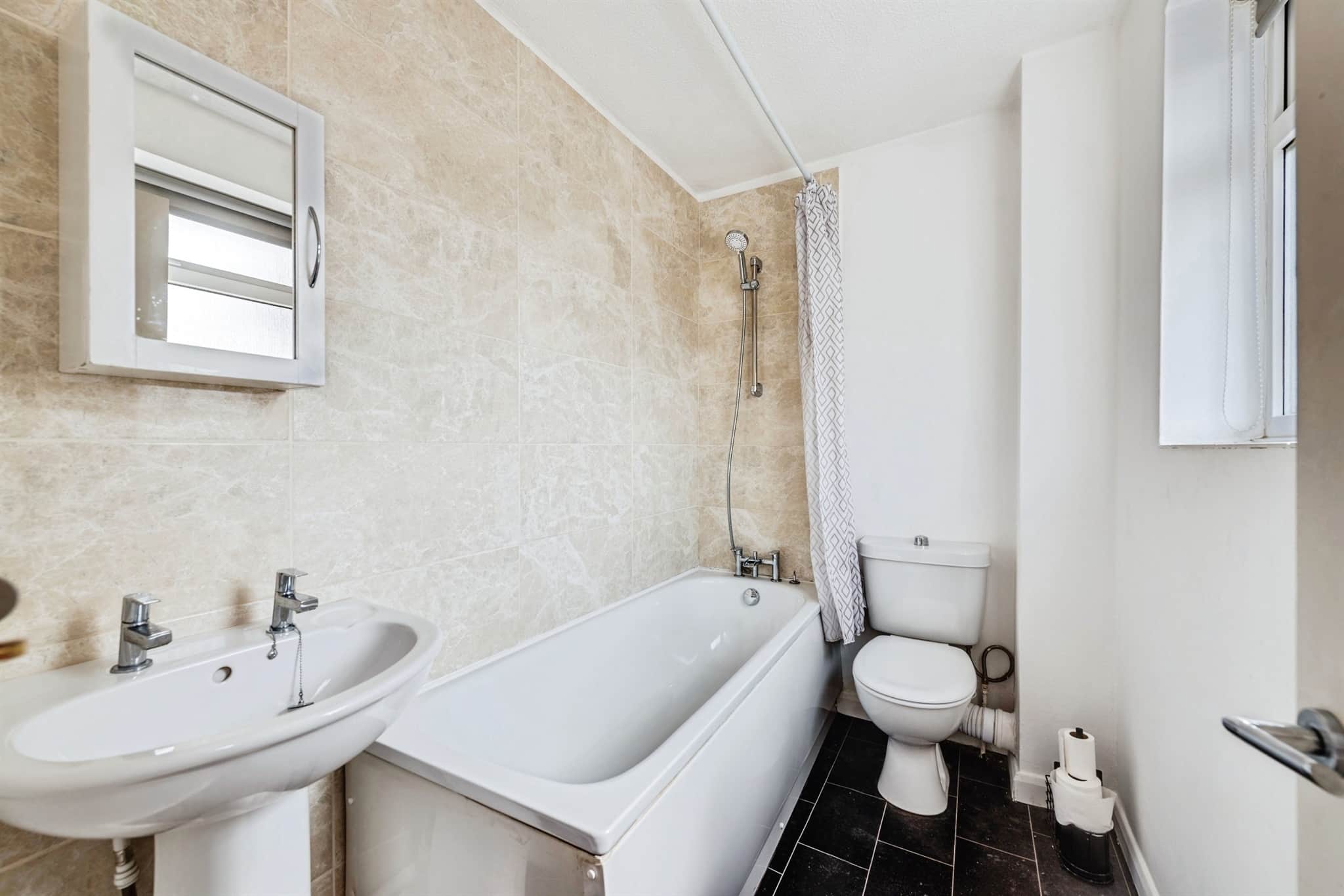 Property at Mayfield Close, Carterton