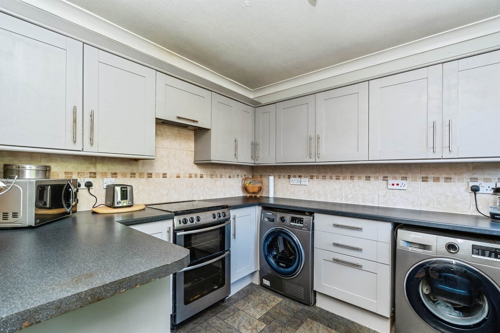 Property at Launcelyn Close, North Baddesley, Southampton
