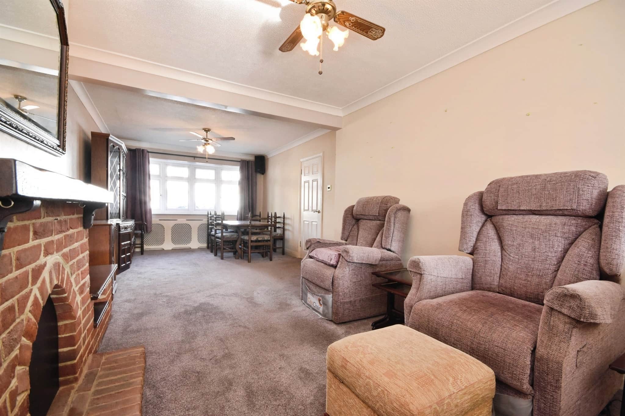 Property at Laburnum Walk, Hornchurch