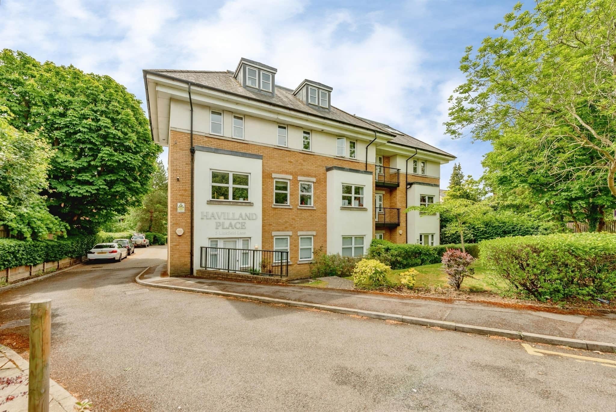 Property at Linkfield Lane, Redhill