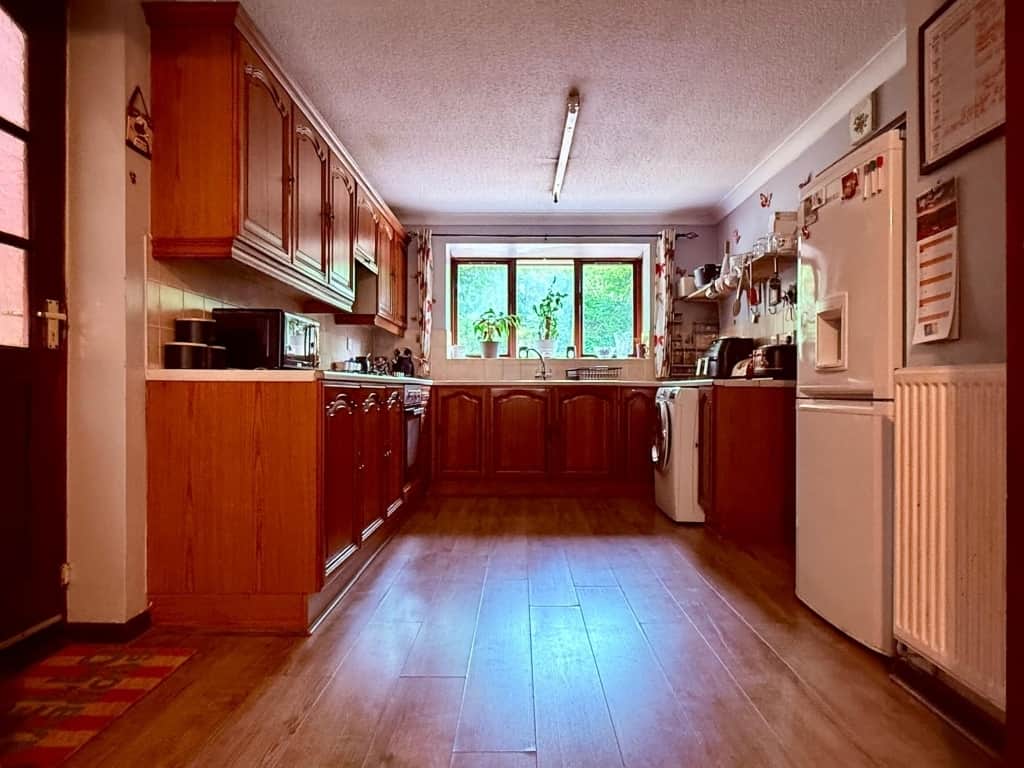 Property at Hayseech, CRADLEY HEATH
