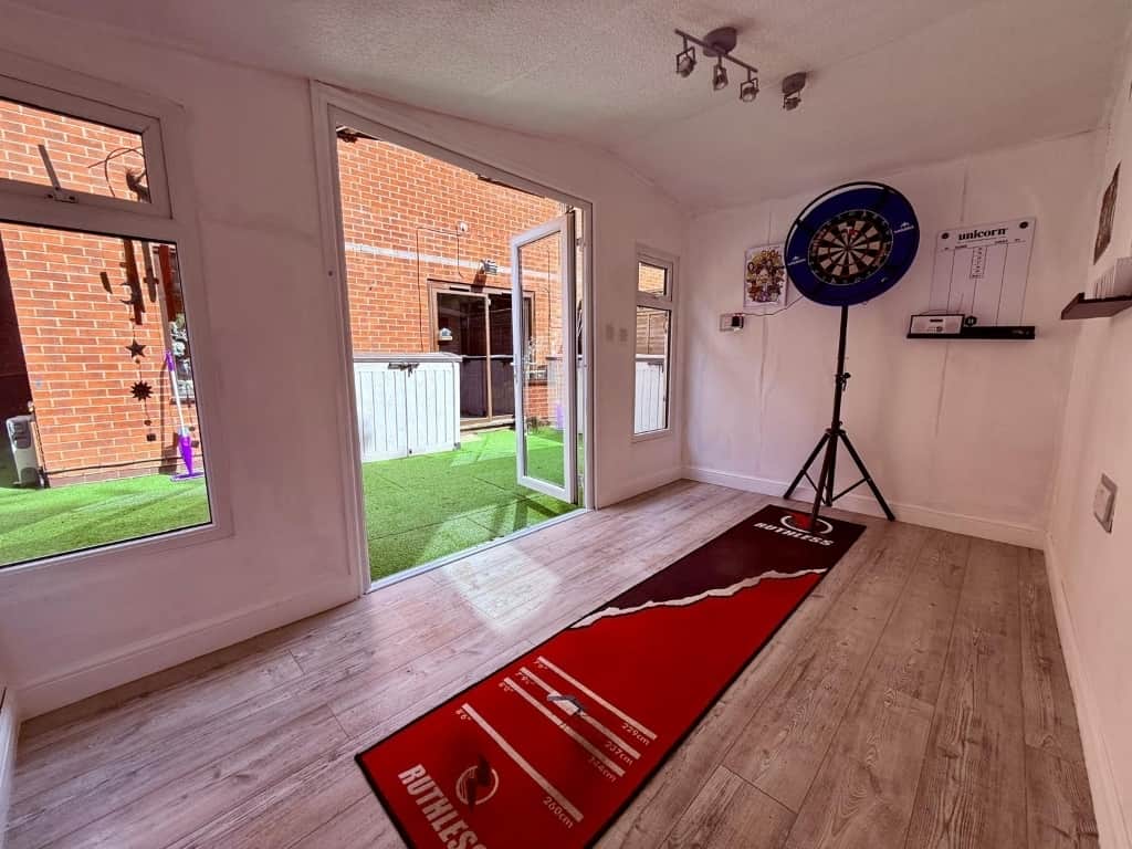 Property at Hayseech, CRADLEY HEATH