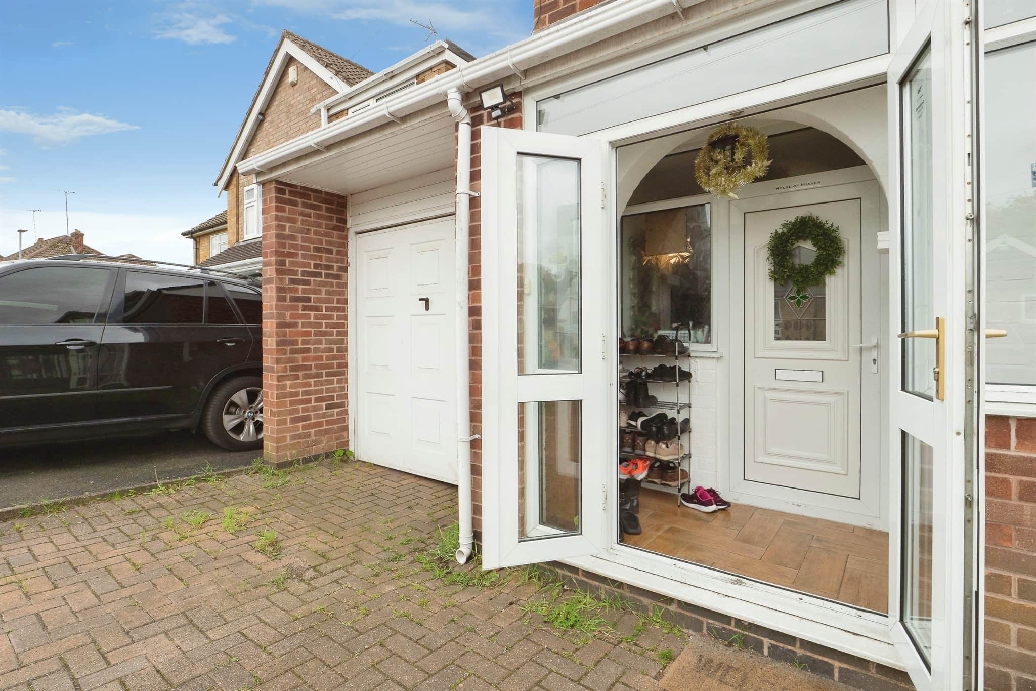 Property at Brockenhurst Drive, LEICESTER